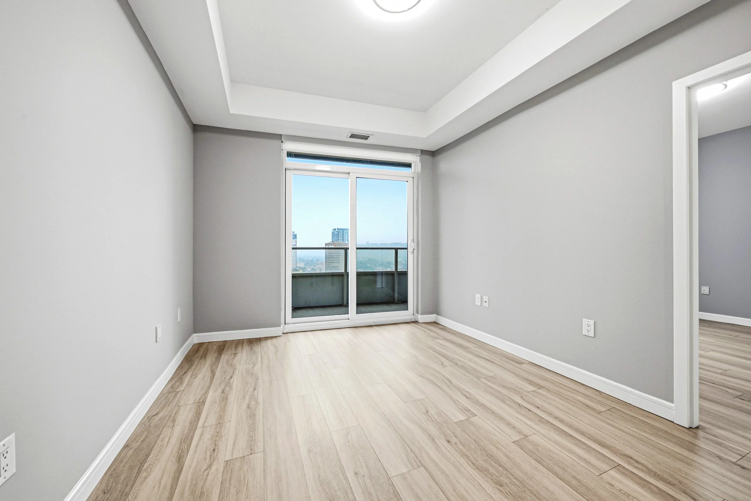 10 - Suite 2306 Marquee Residence.jpg