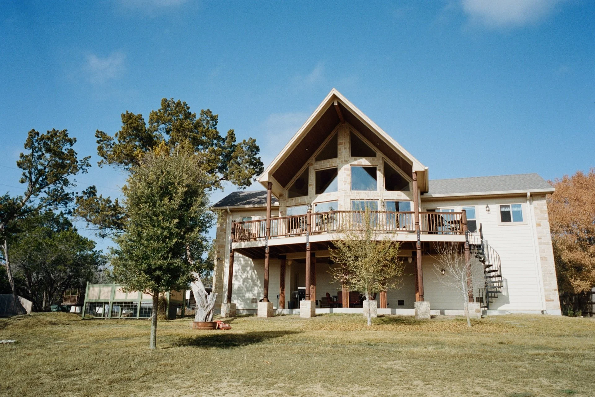 Bereal_Wimberley_13605239_HighRes_740035.jpeg