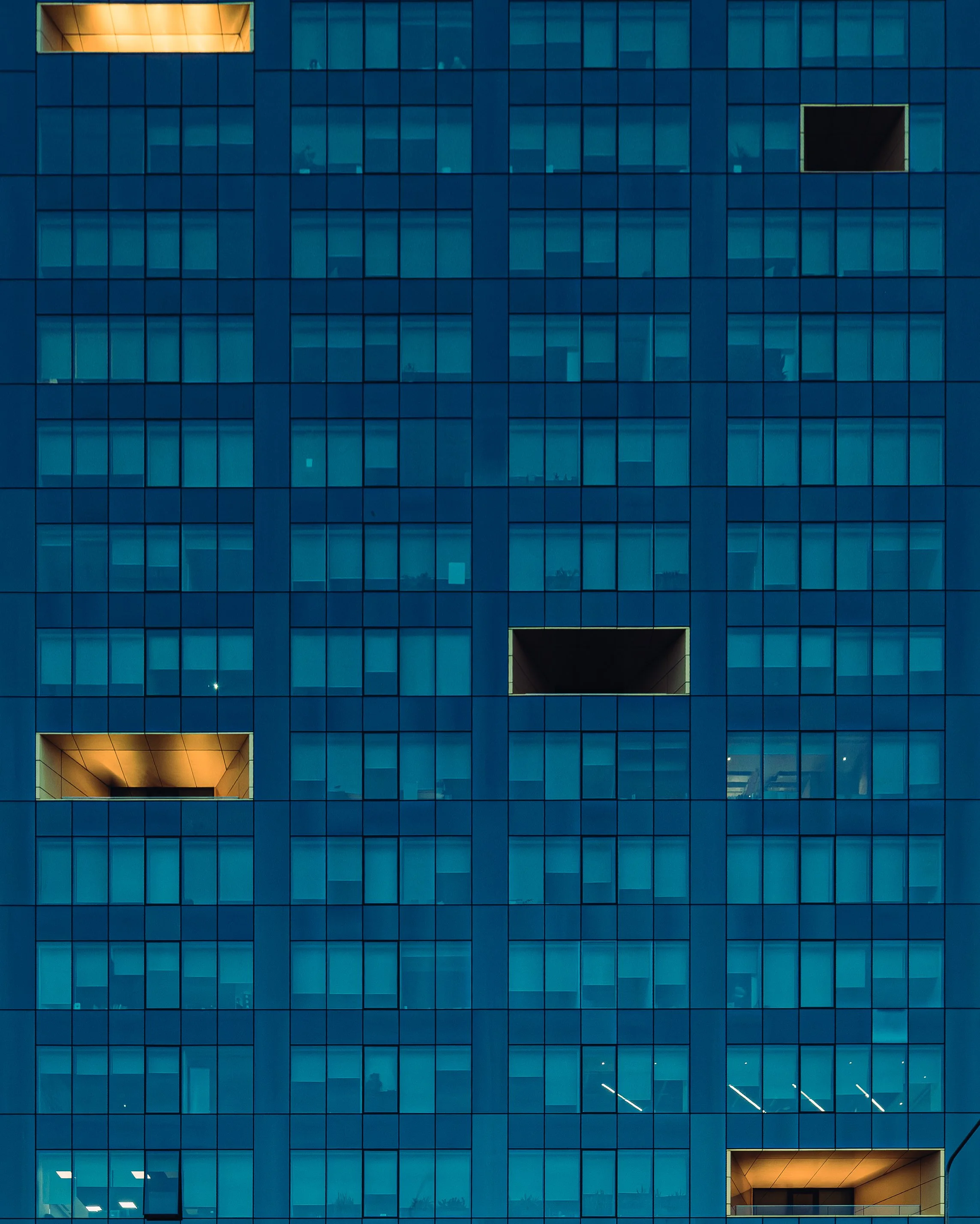 HQ012.jpg