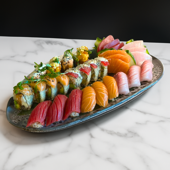 Assorted sushi, nigiri, and sashimi platter st SushiClub Brickell.