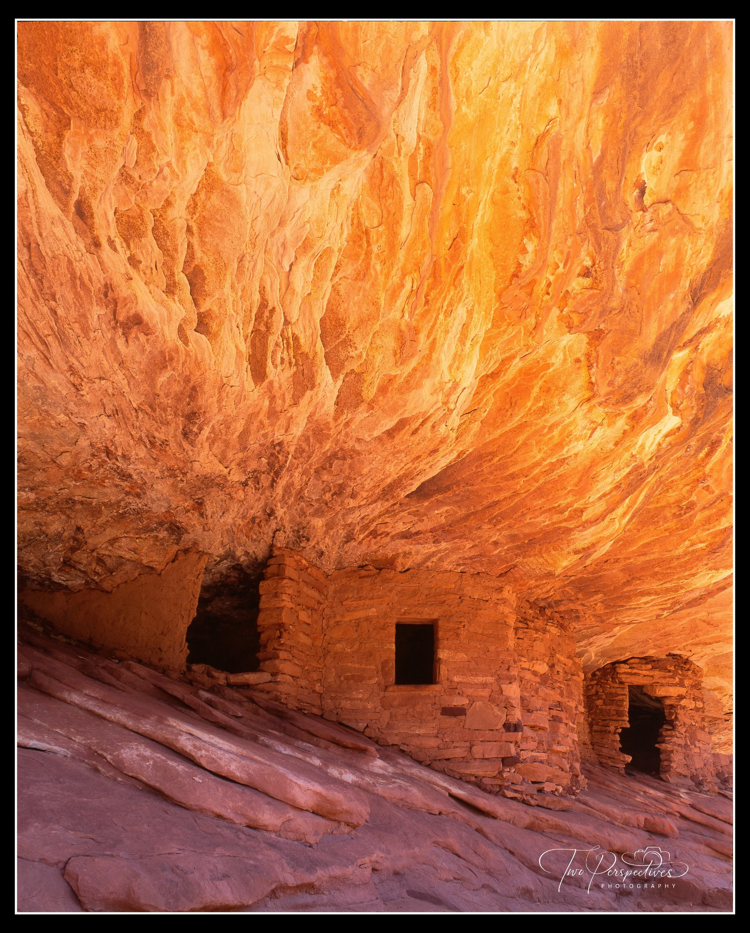 House on Fire Ruins Pueblo Cliff Dwelling.jpg