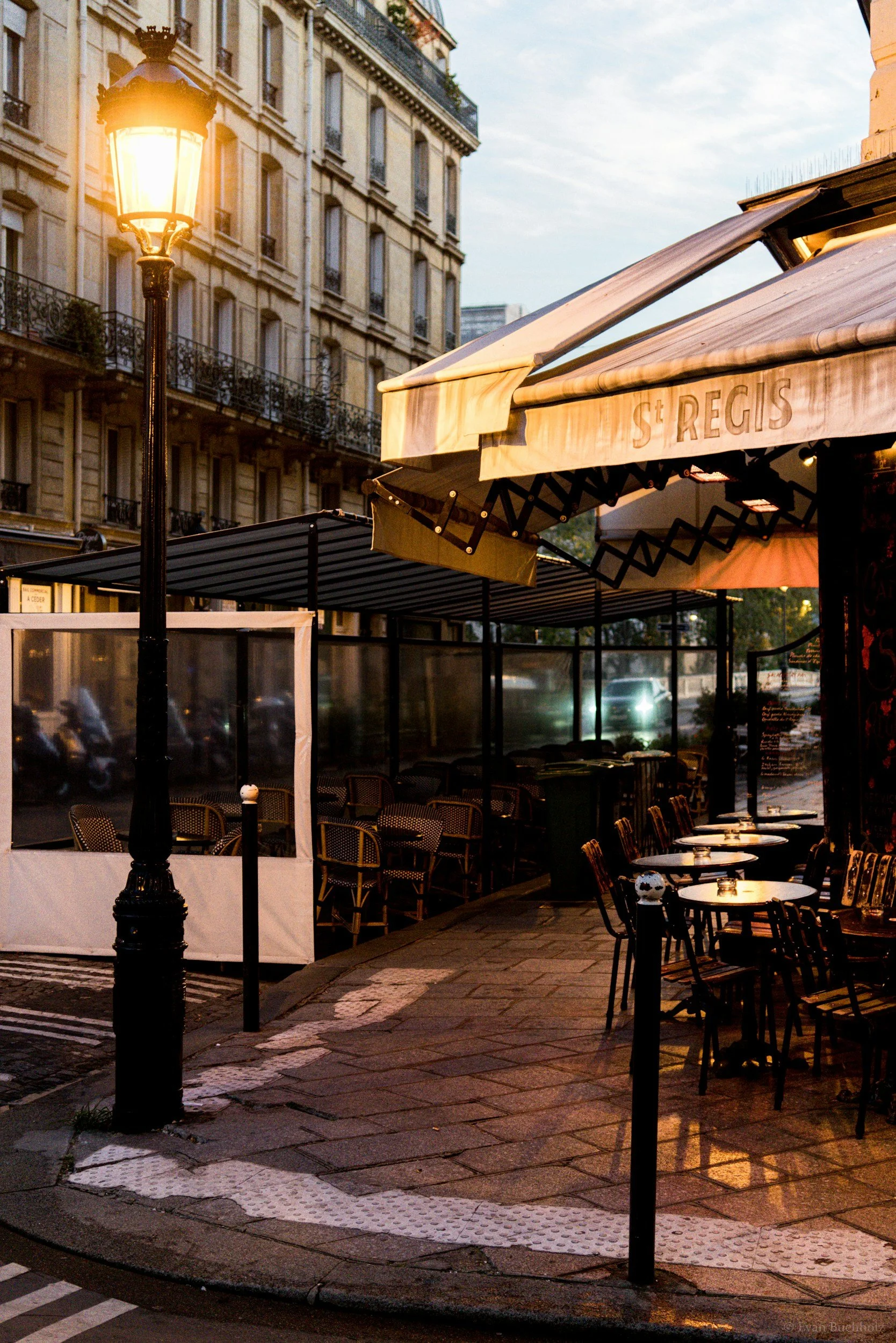 Paris Cafe