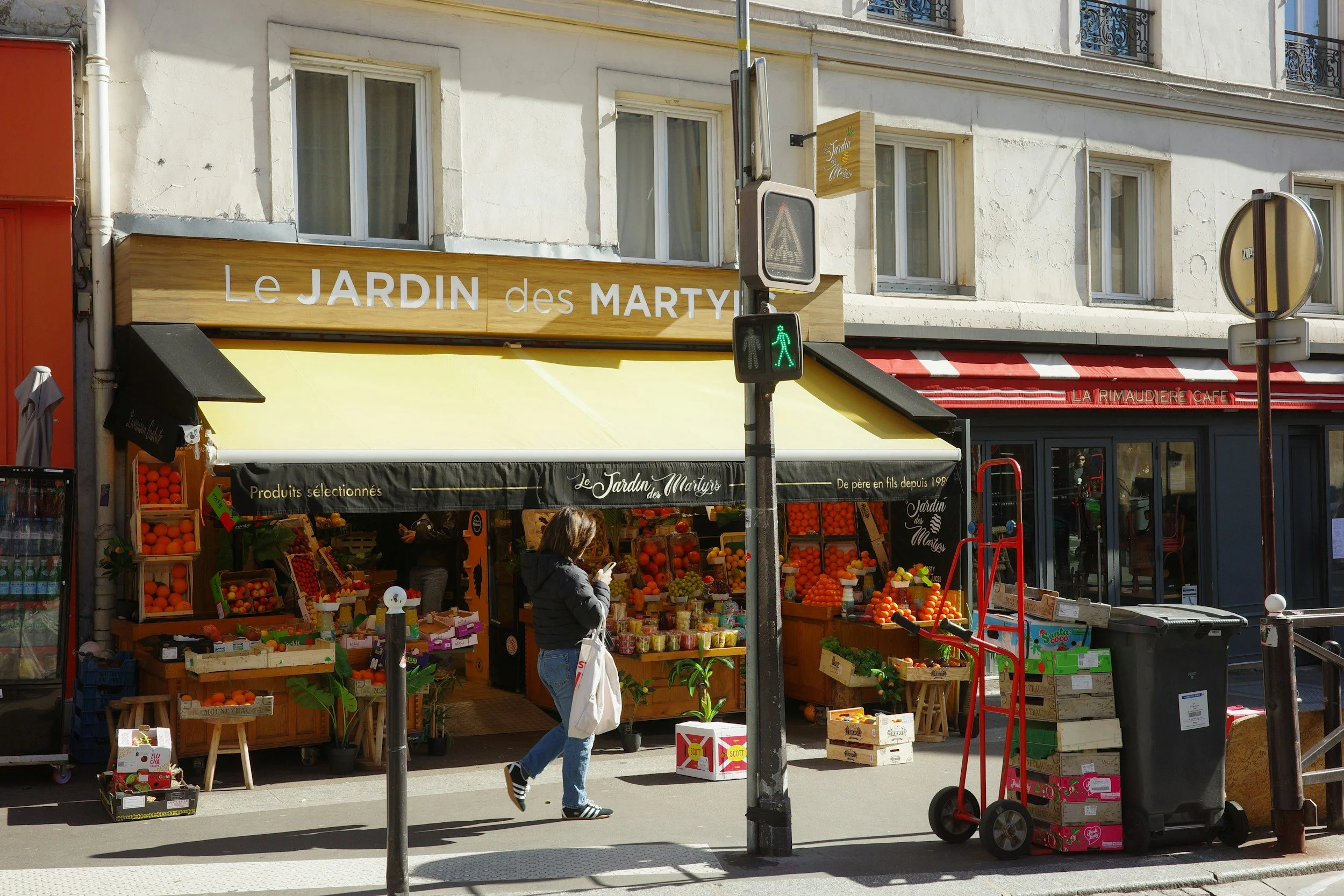 Paris neighborhood  street