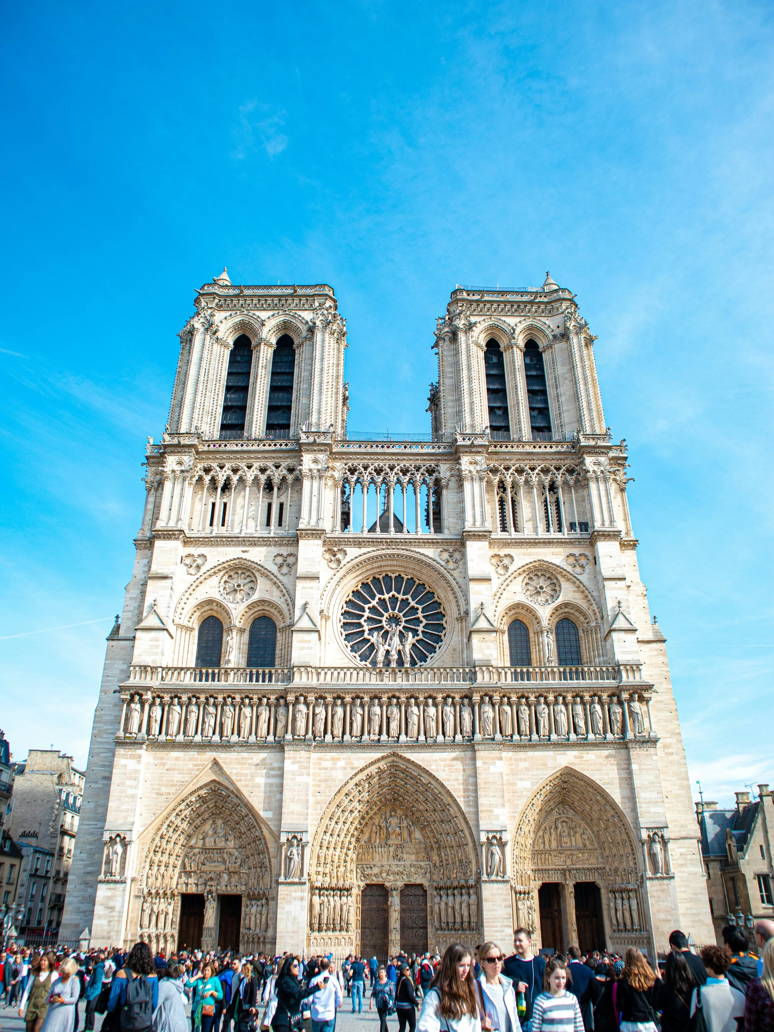 August Random Walk: Notre-Dame to the Tuileries