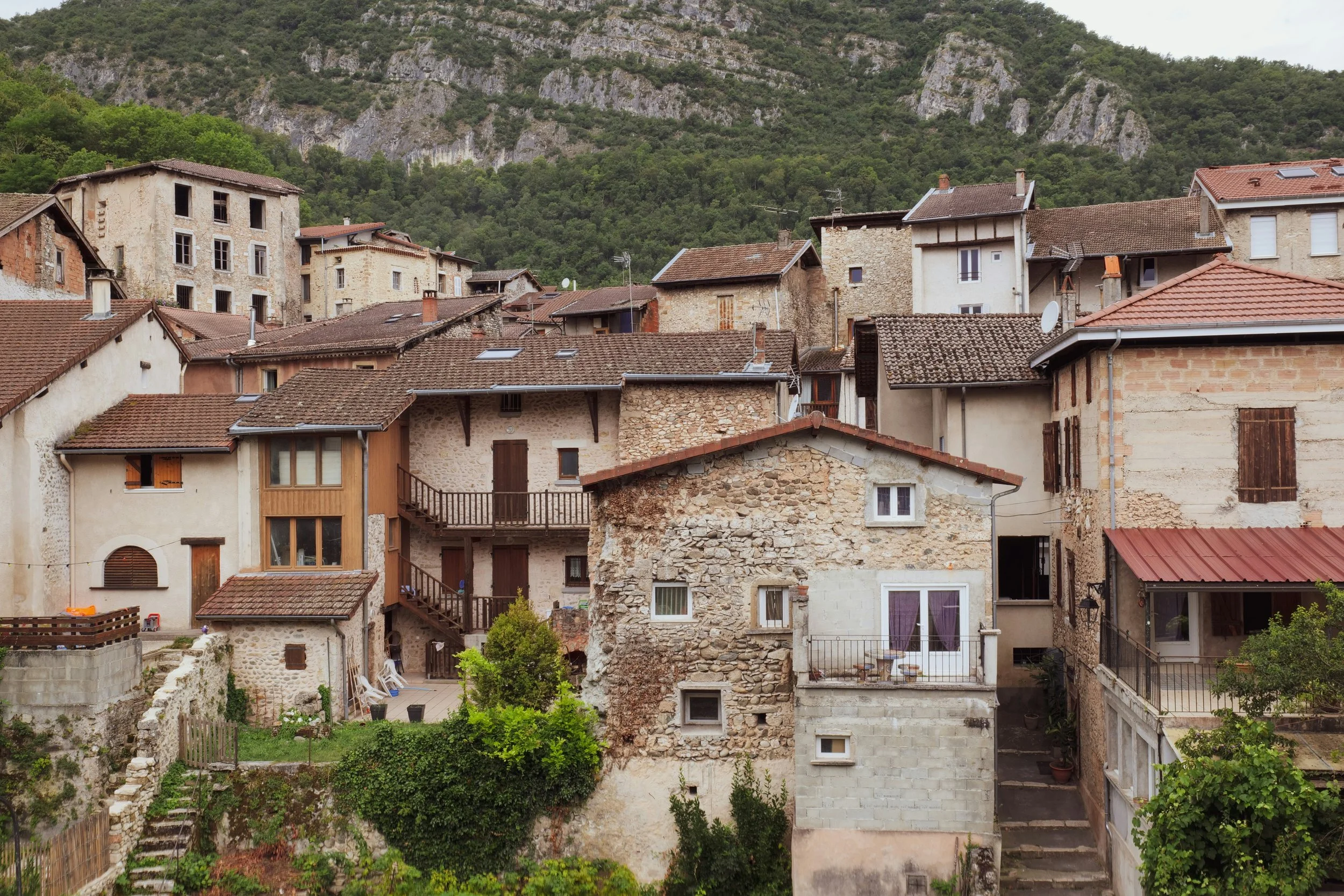 ville serena-t-gB8_goKPOvQ-unsplash.jpg