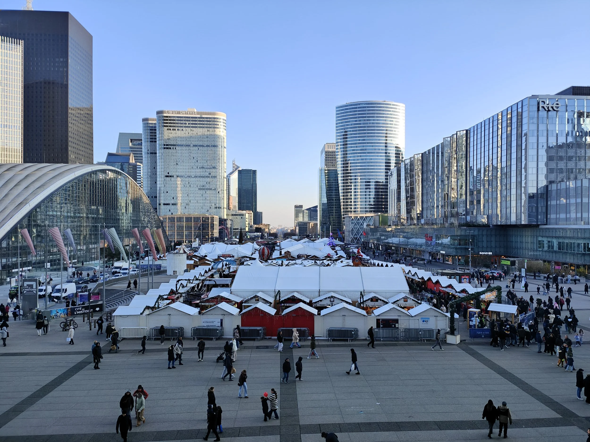 La_Défense_Christmas_market