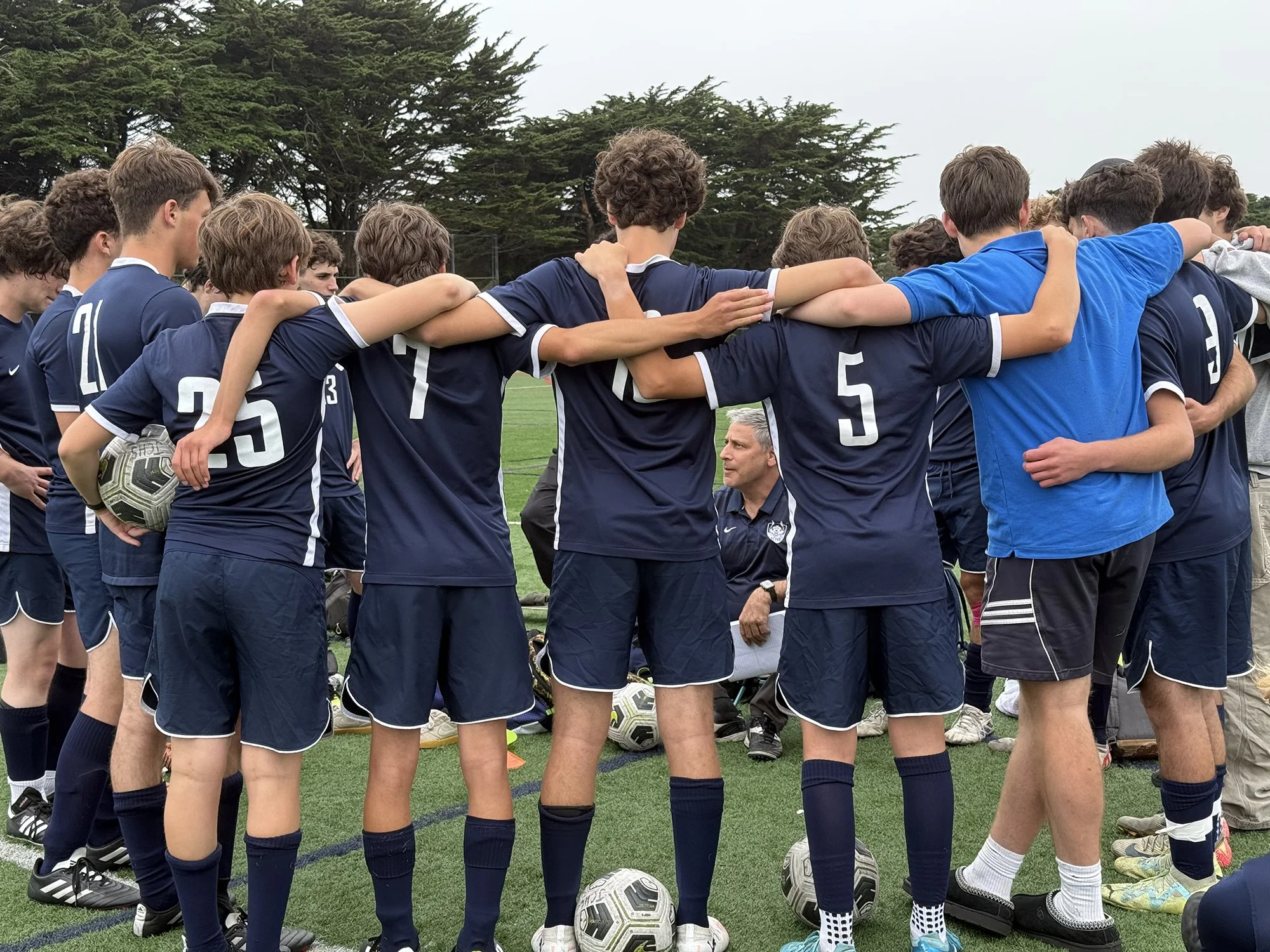 BoysVarsitySoccer_7388.jpg