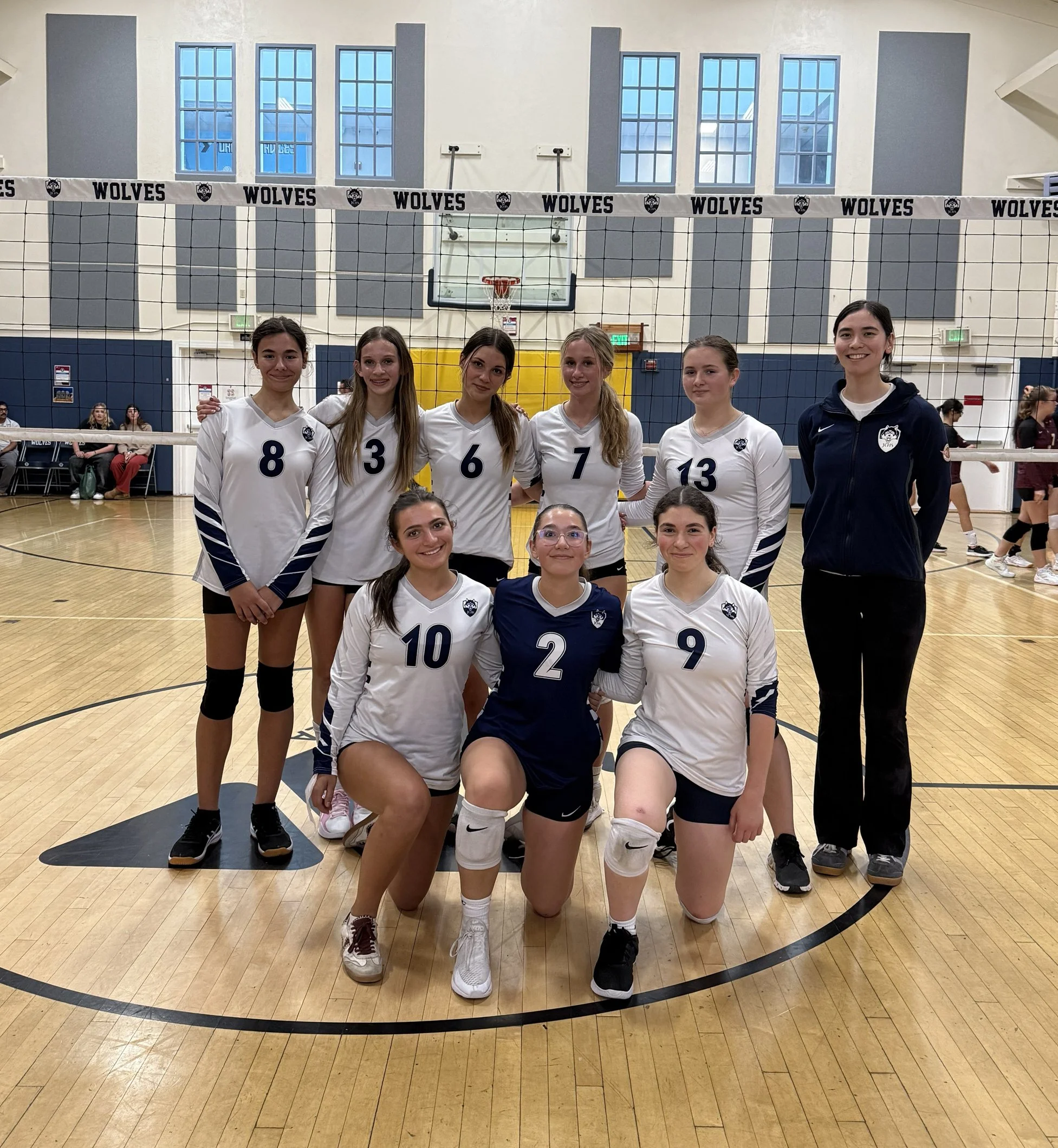 GirlsVarsityVolleyball_9565.jpg