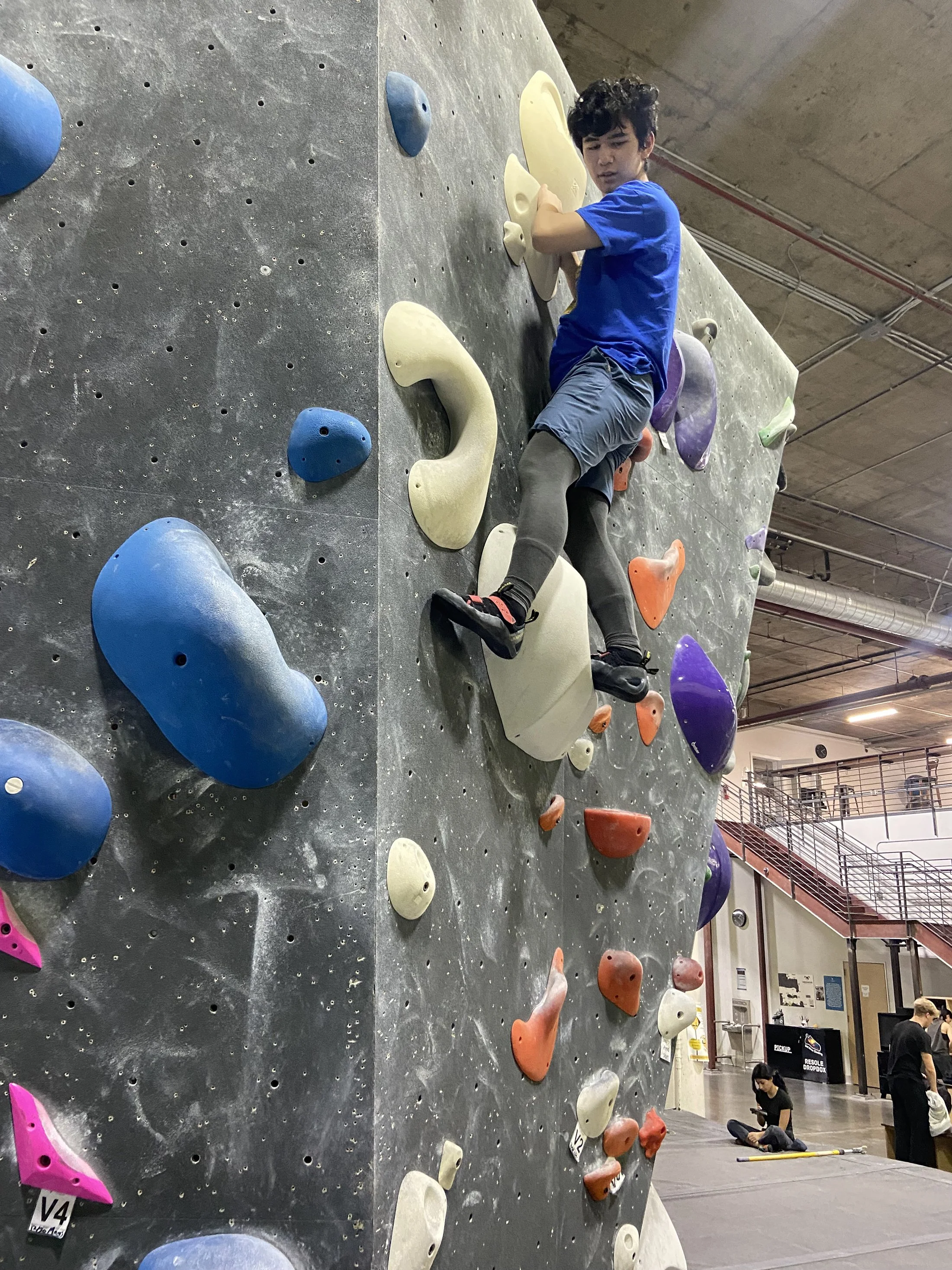 Co-edRockClimbing_8284.jpg