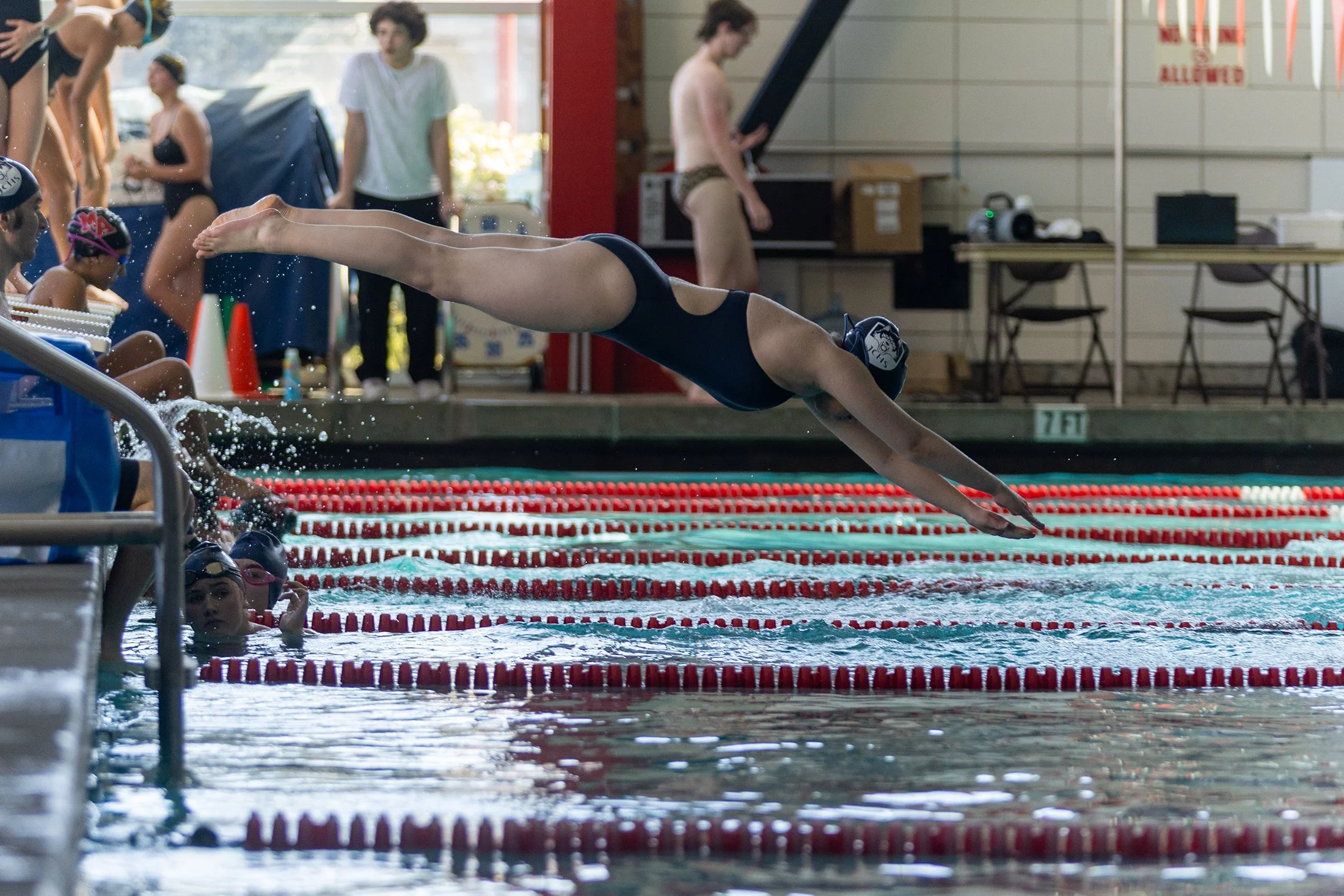 Co-edVarsitySwimming_5B9A9801.jpg