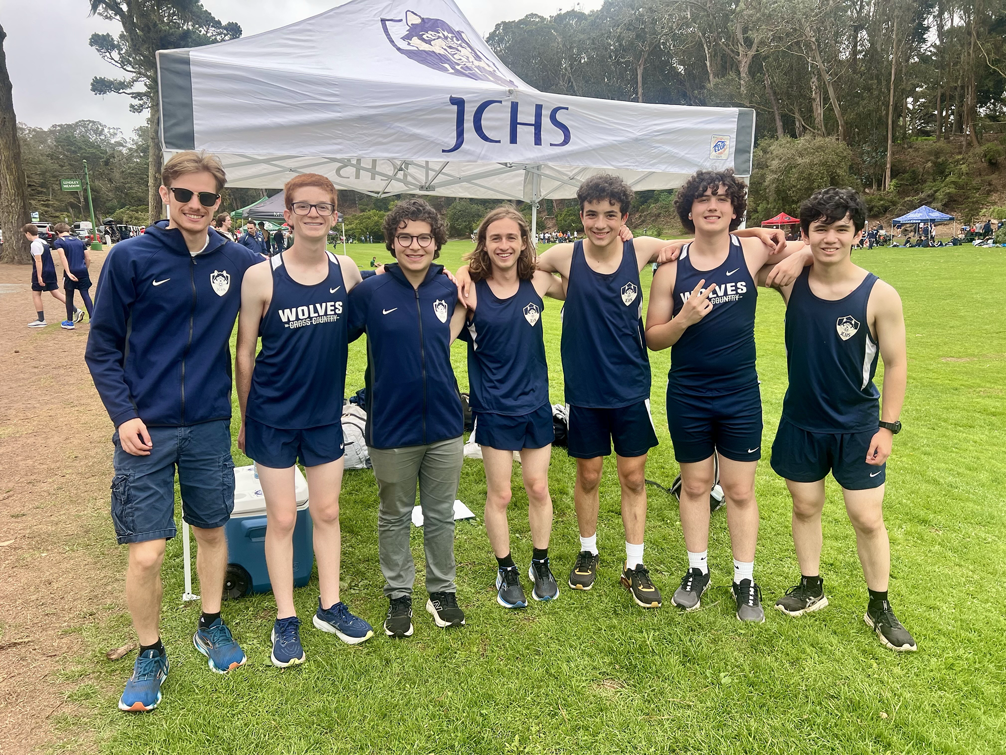 CoEdVarsityCrossCountry_0385.PNG