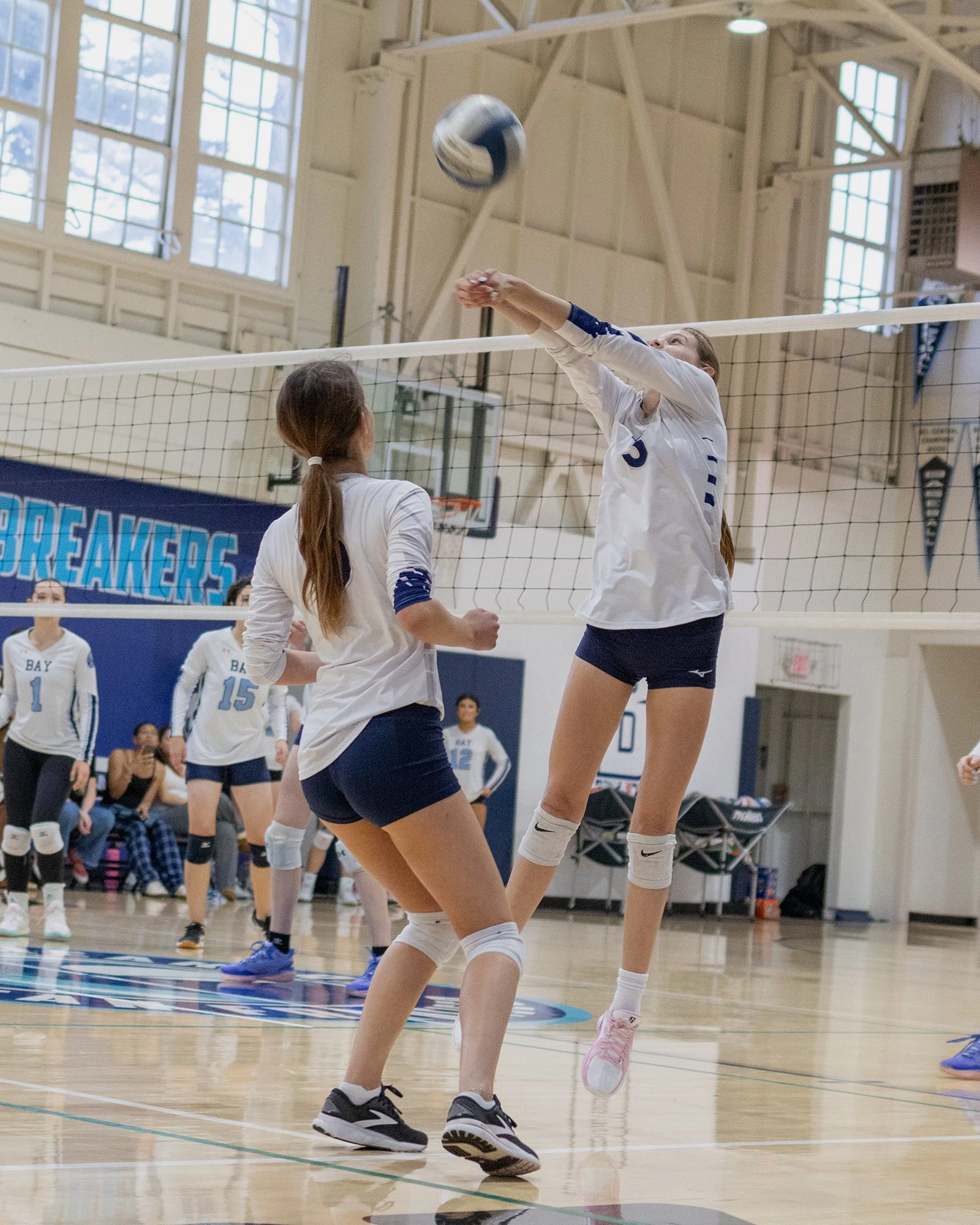 GirlsVarsityVolleyball_9614.jpg