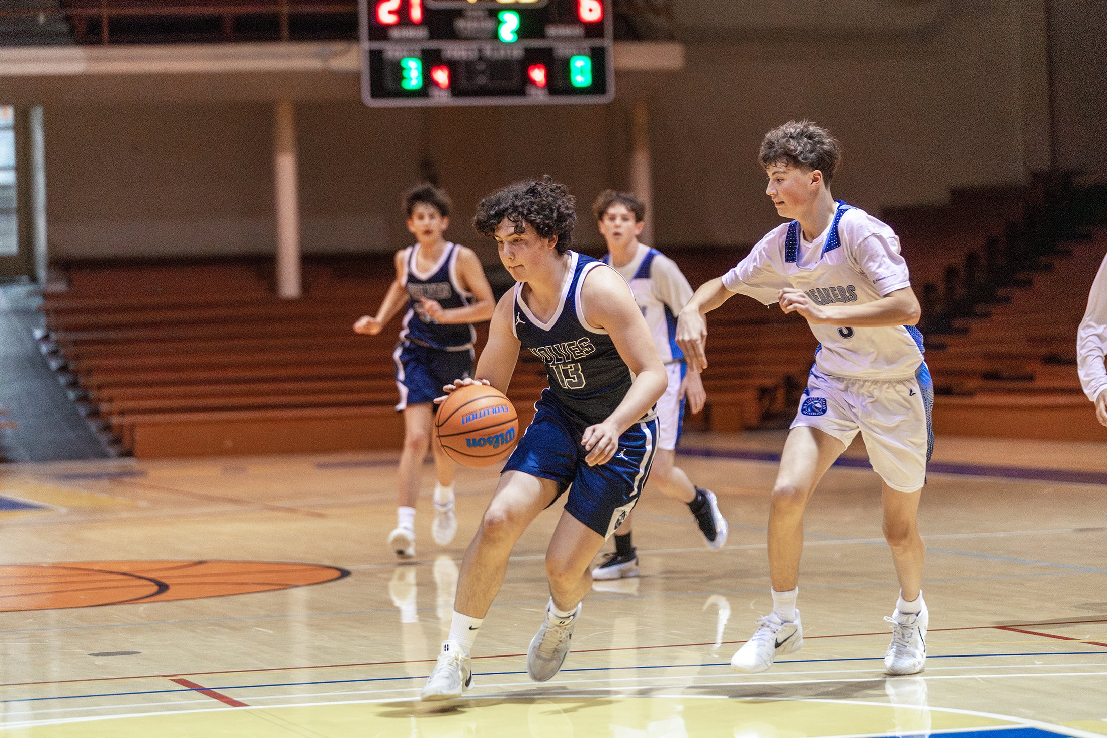 BoysJVBasketball-5B9A7575.jpg