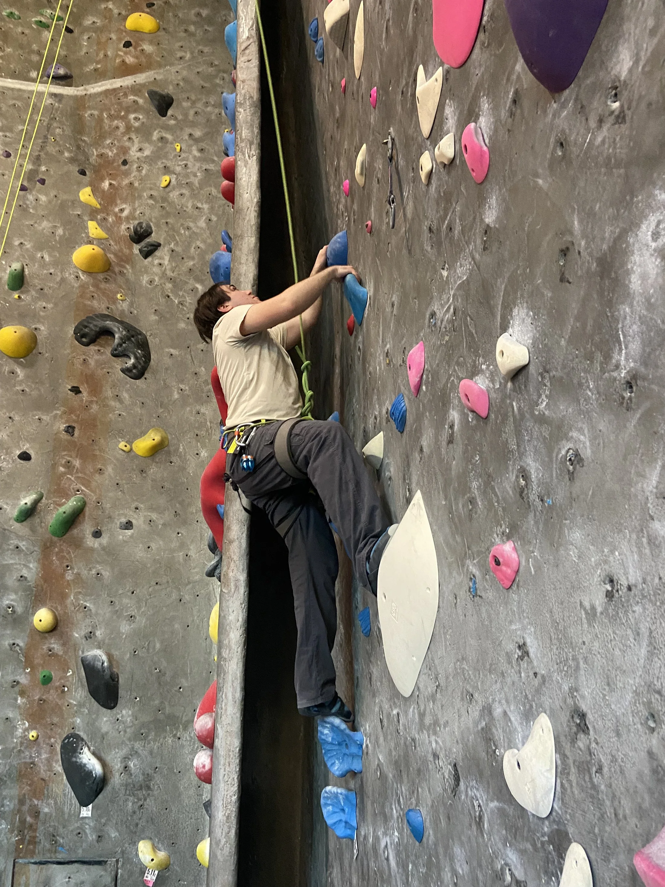 Co-edRockClimbing_8257.jpg