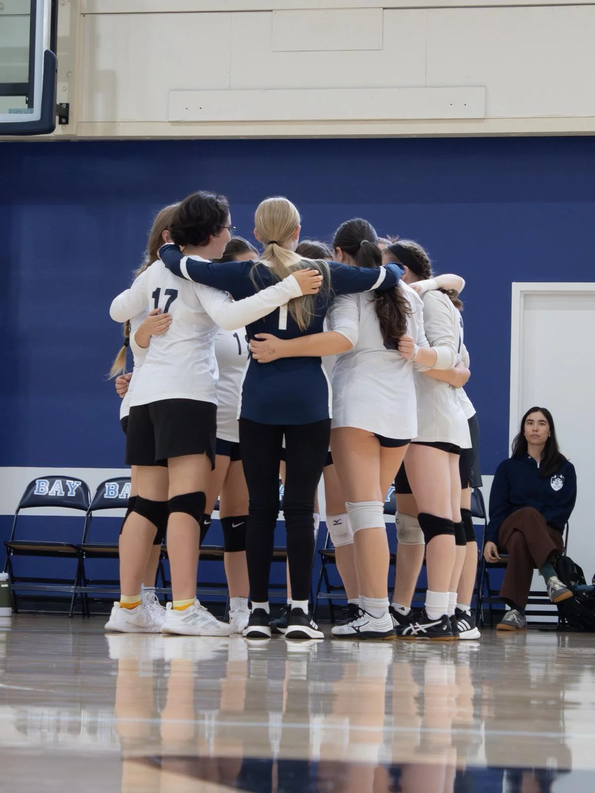 GirlsJVVolleyball_07ba8d2b.jpg