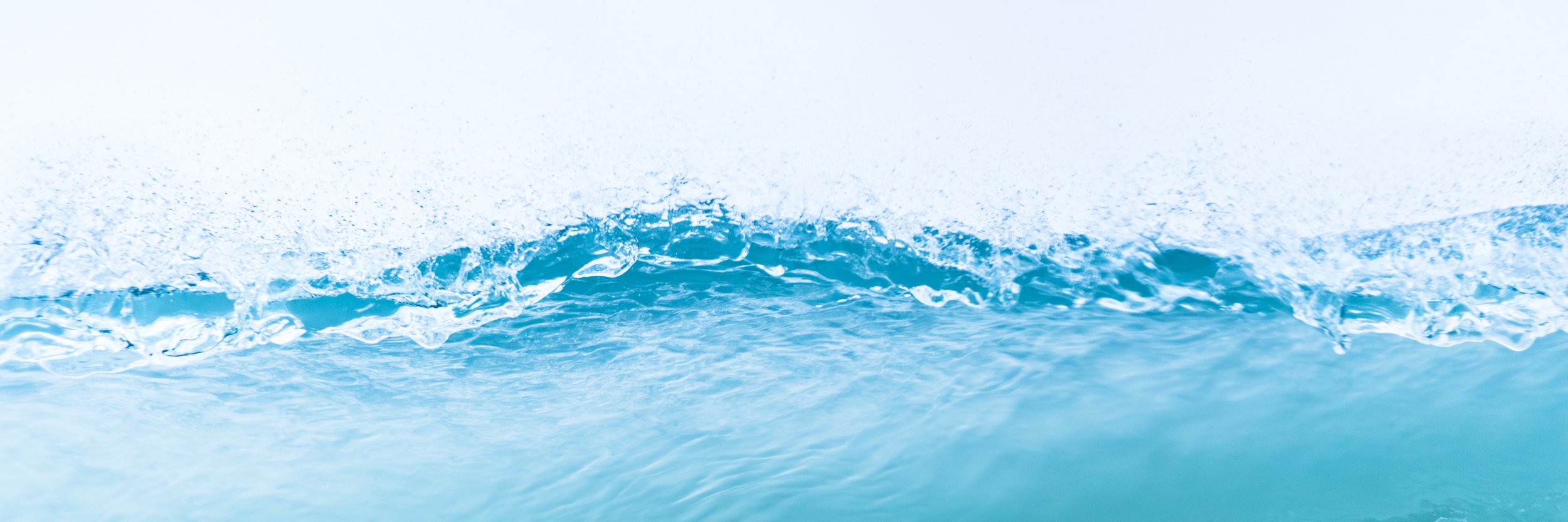 Moments before impact, the calm before the storm. Fine art, Ocean