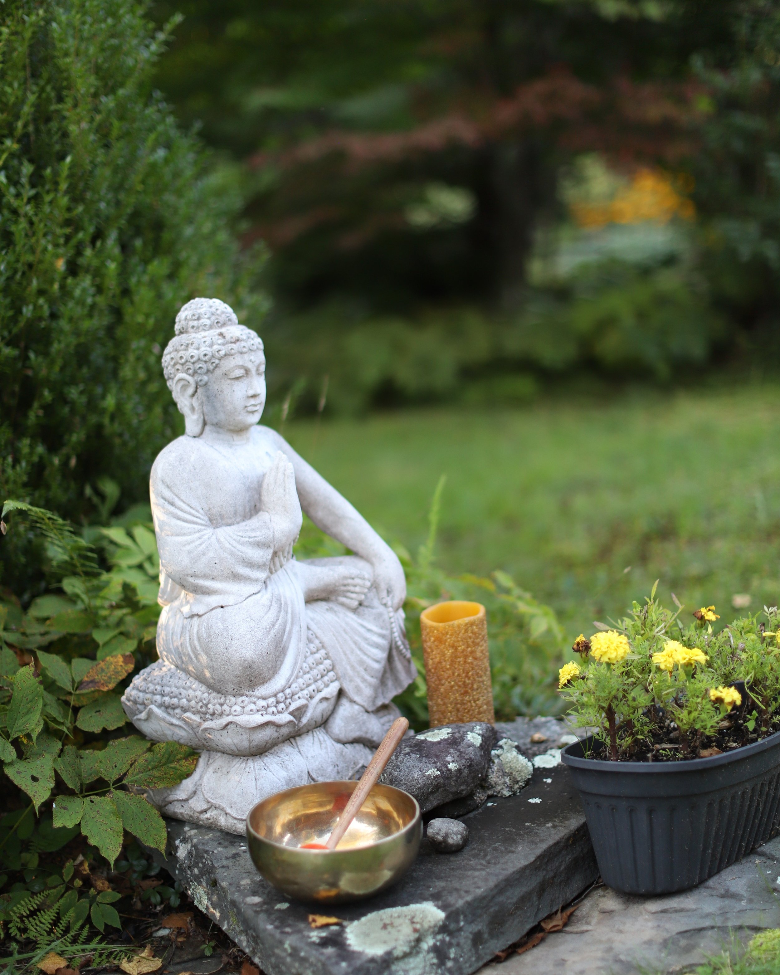 "Before changing your circumstances, change your frequency."
Every Kundalini practice begins by tuning in. It's a reminder that transformation doesn't start outside of us&mdash;it begins within.
Even one minute of stillness each day can hel