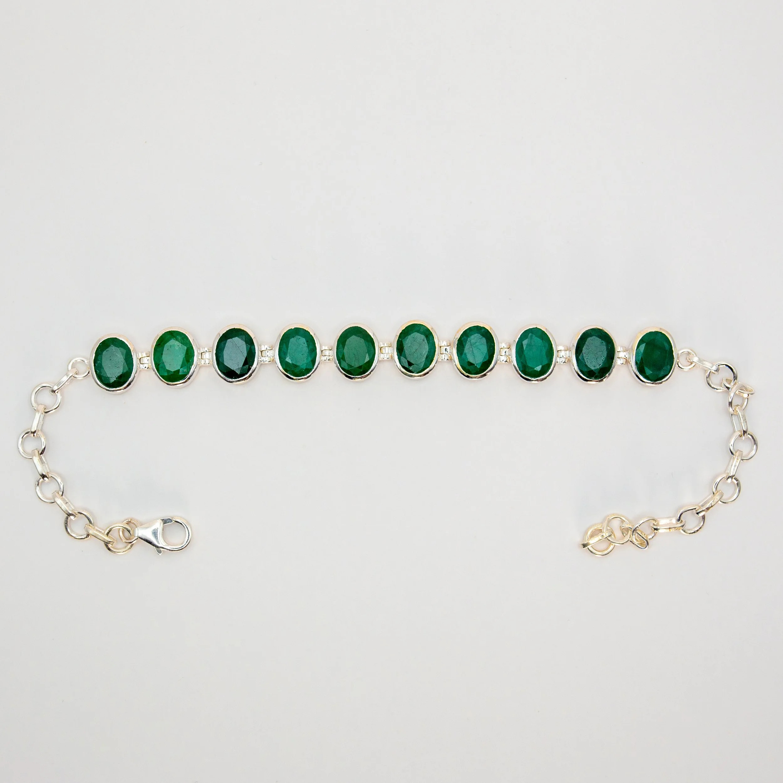 A82326 - Emerald RK Jewellrey225.jpg