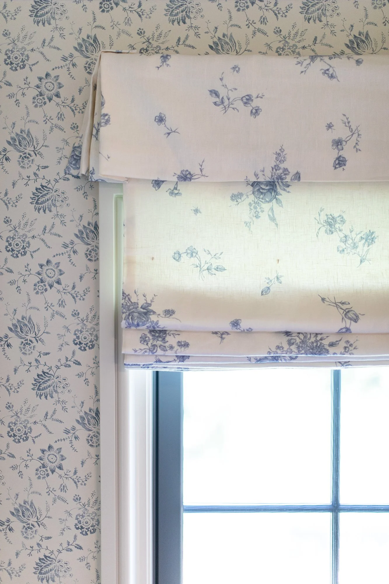 Establish Design 3899-116 roman curtain _ WEB.jpg