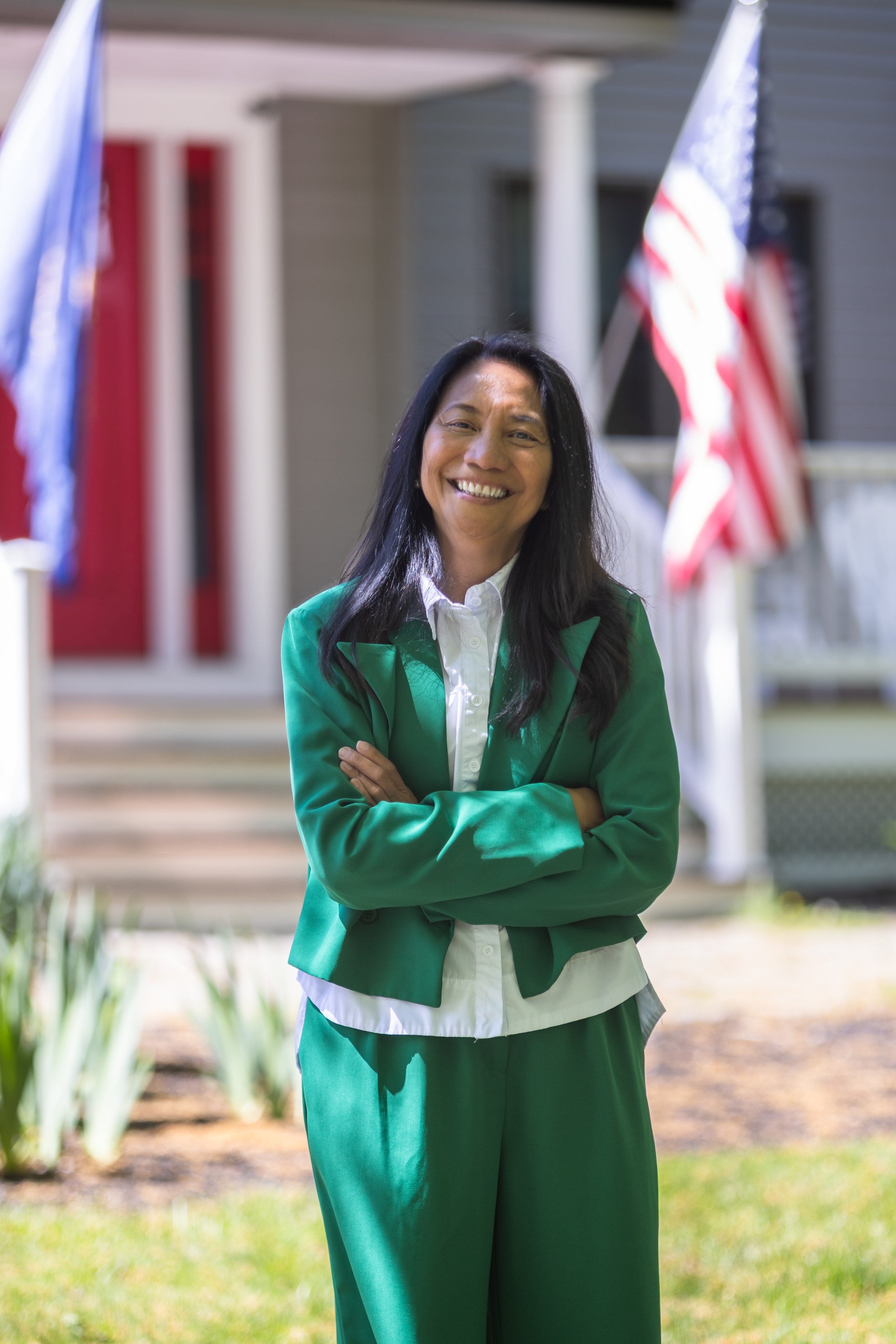 Dr. Luz Bay