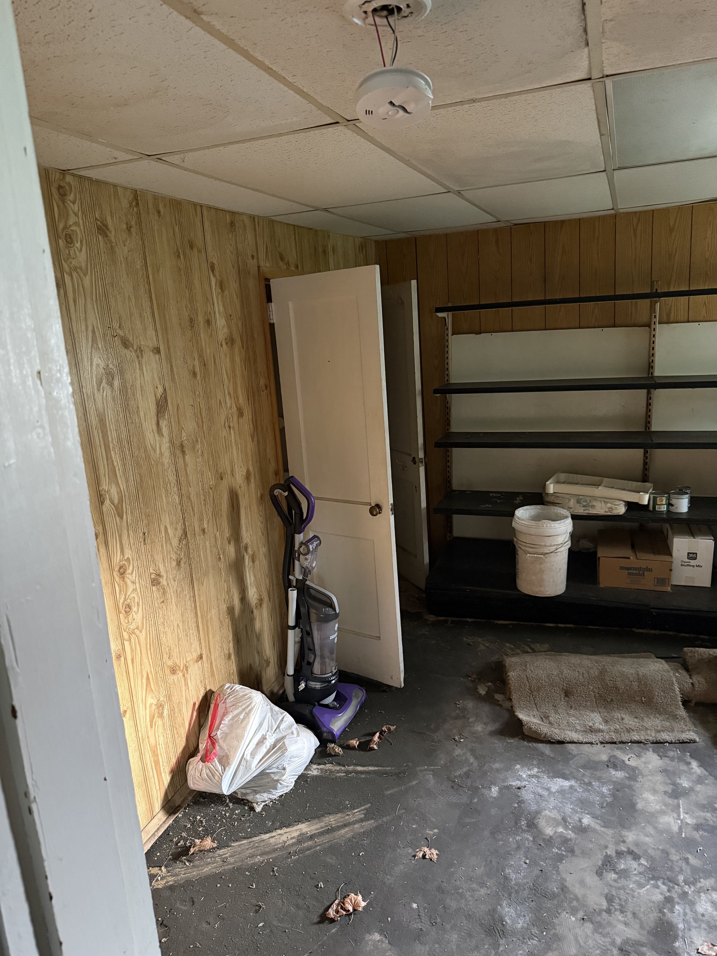 Youth Center - Pantry