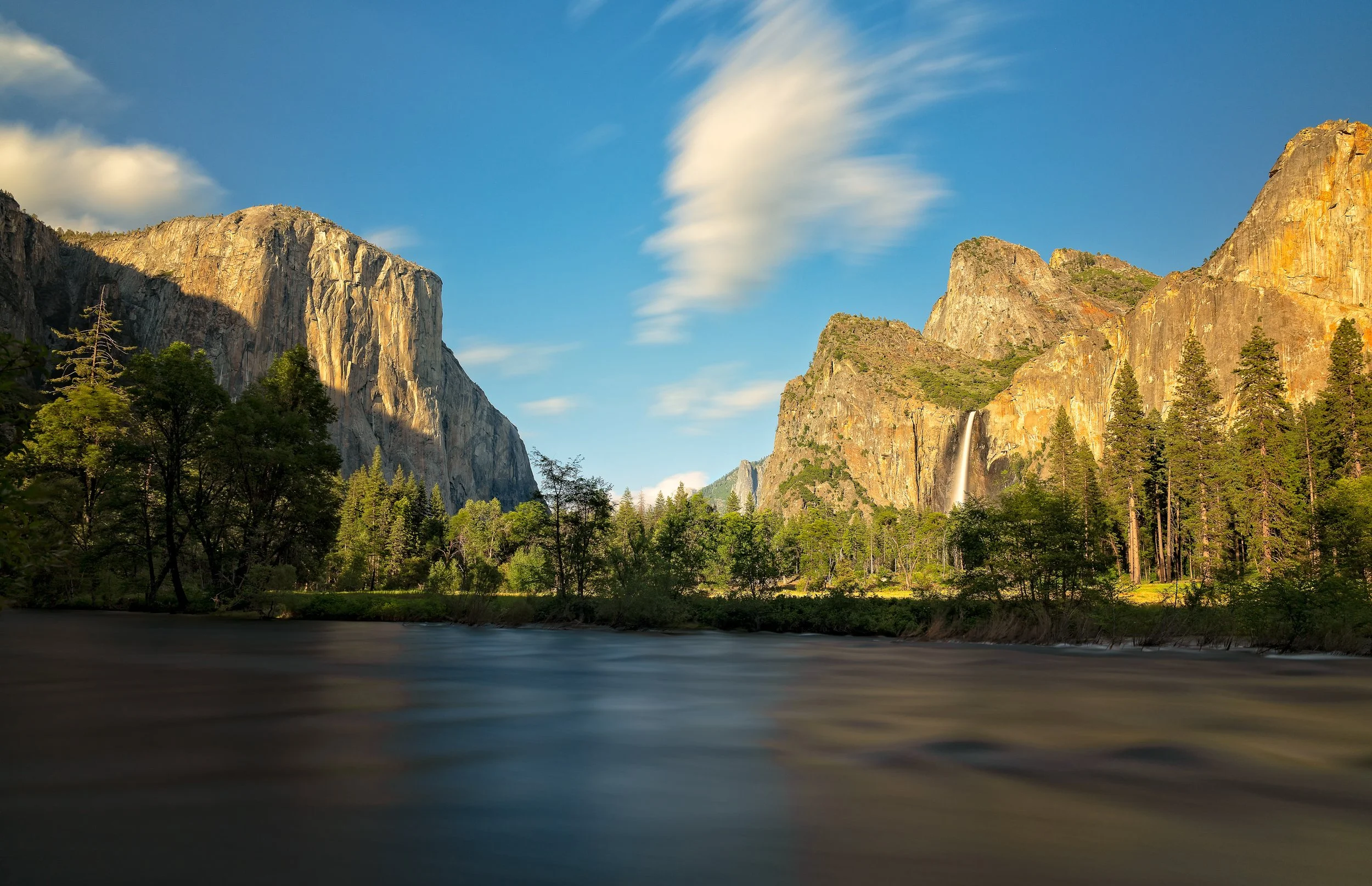 Gates of Yosemite - Valley View - Yosemite National Park, California
