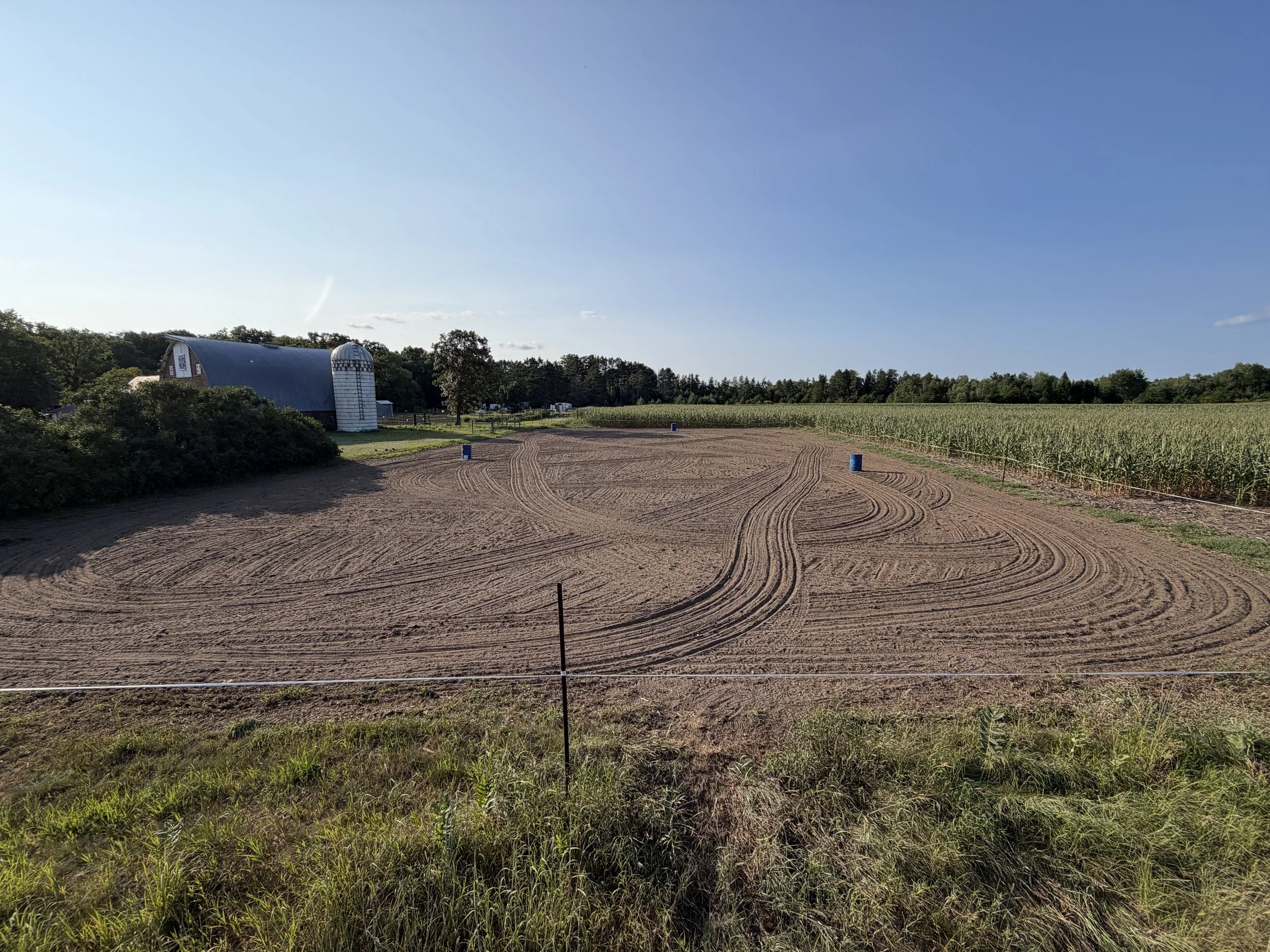 Outdoor arena 120/200