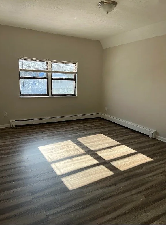 bedroom-2.jpg