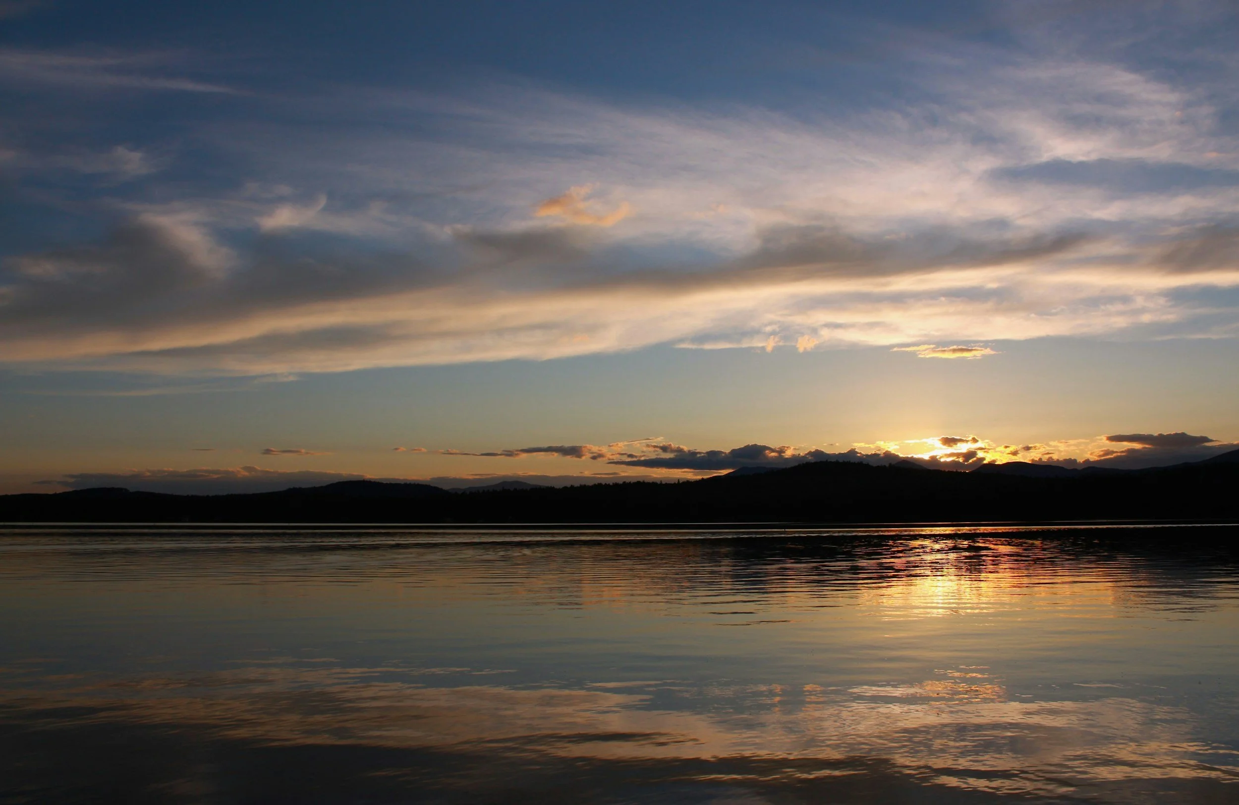 wisconsin lake at sunset, emdr specialties, wisconsin EMDR therapy