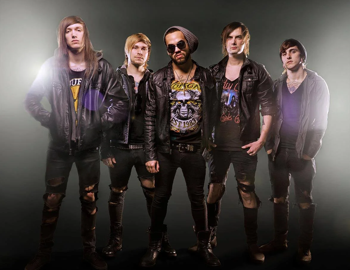 REVIEW: The Paramedic - Smoke &amp; Mirrors (2012)