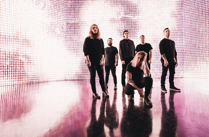 Review: Underøath - Voyeurist