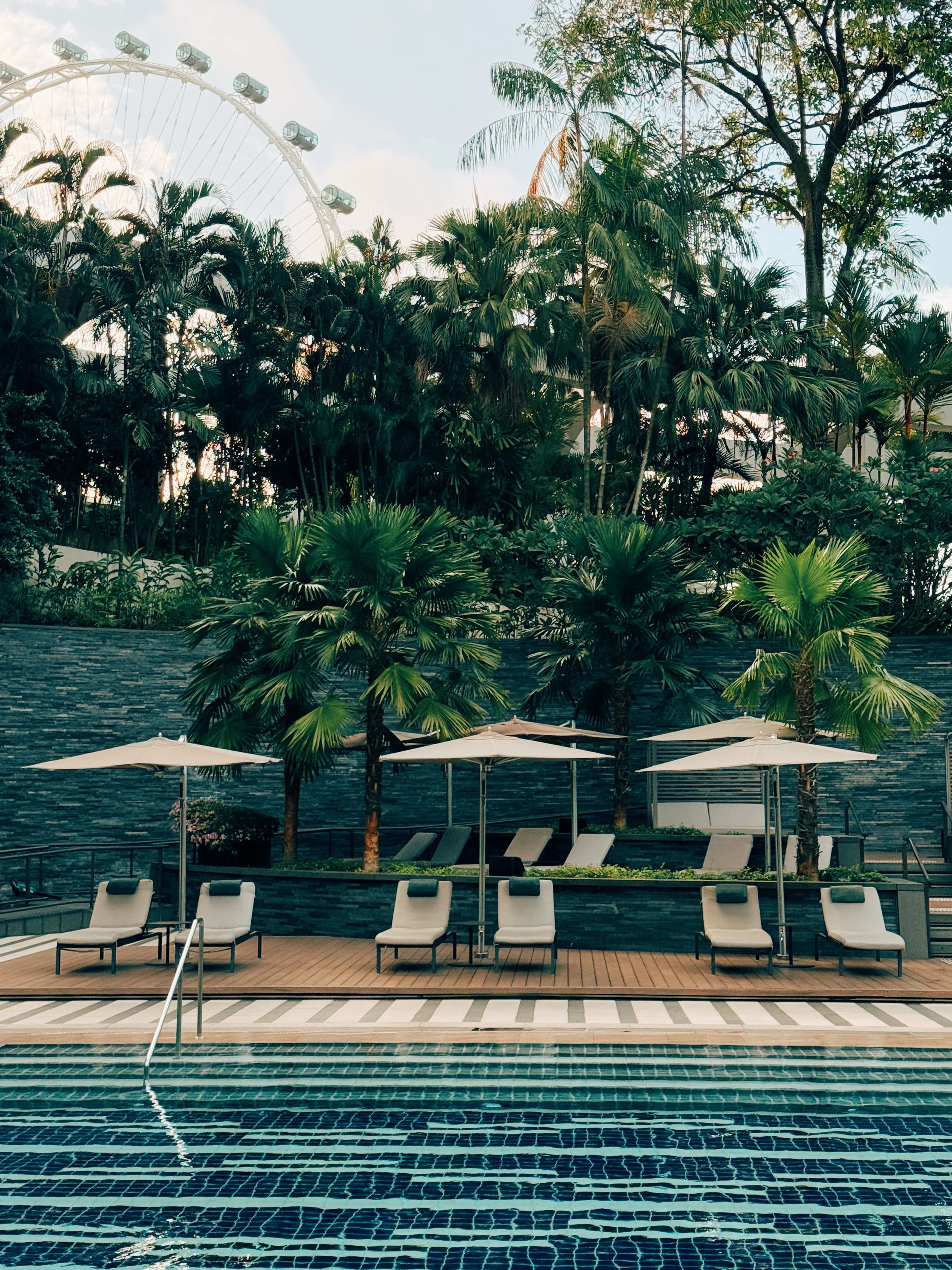 Ritz Carlton, Singapore