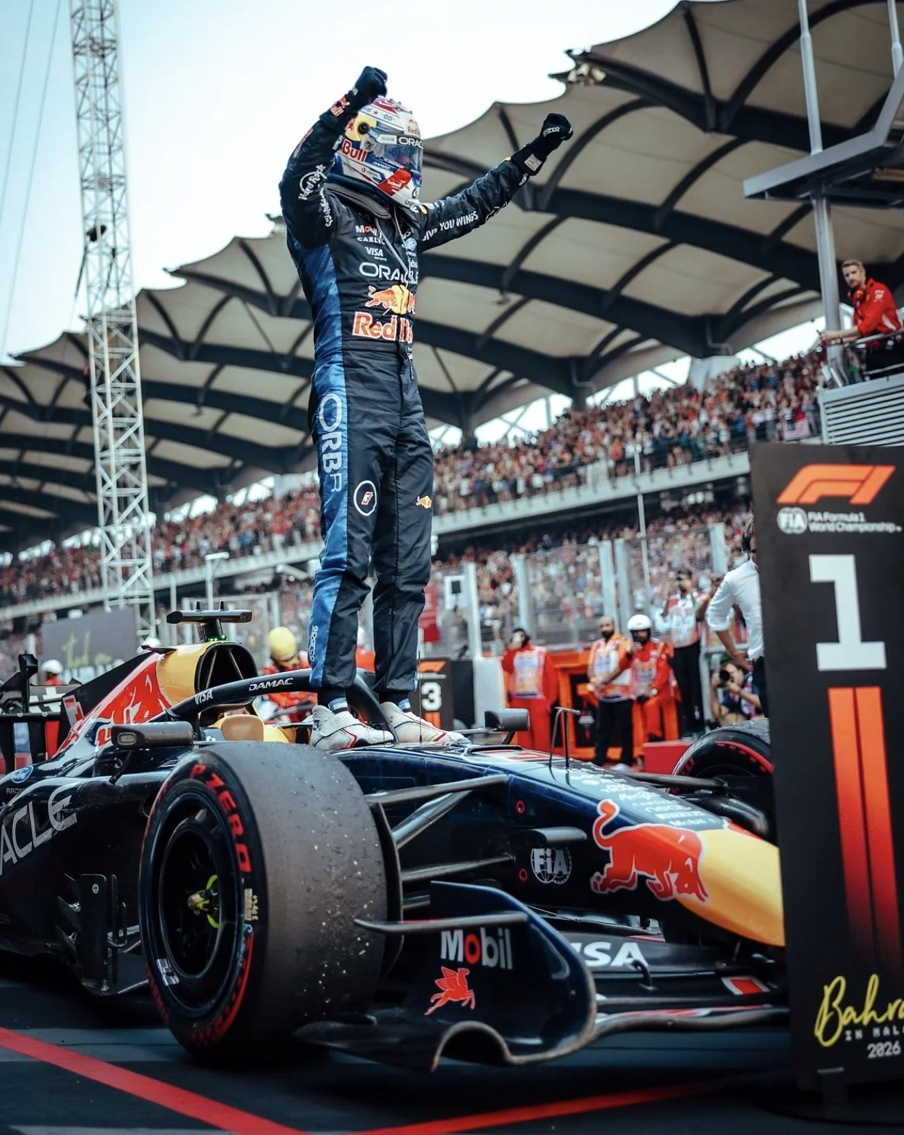 A Race Nobody Could Have Predicted: Verstappen Wins a Wild Bahrain Grand Prix