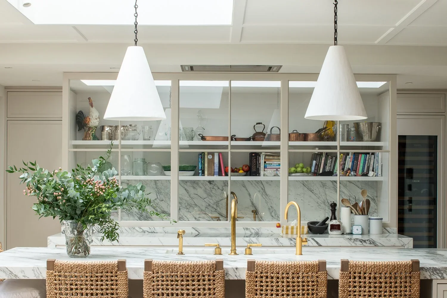 Nightingale_and_Reid_St_Johns_Wood_house_Kitchen 2.jpg.webp