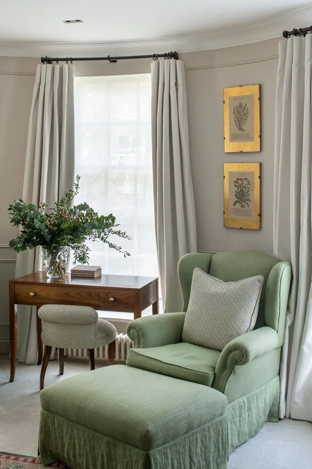 Nightingale_and_Reid_St_Johns_Wood_house_Bedroom.jpg.webp