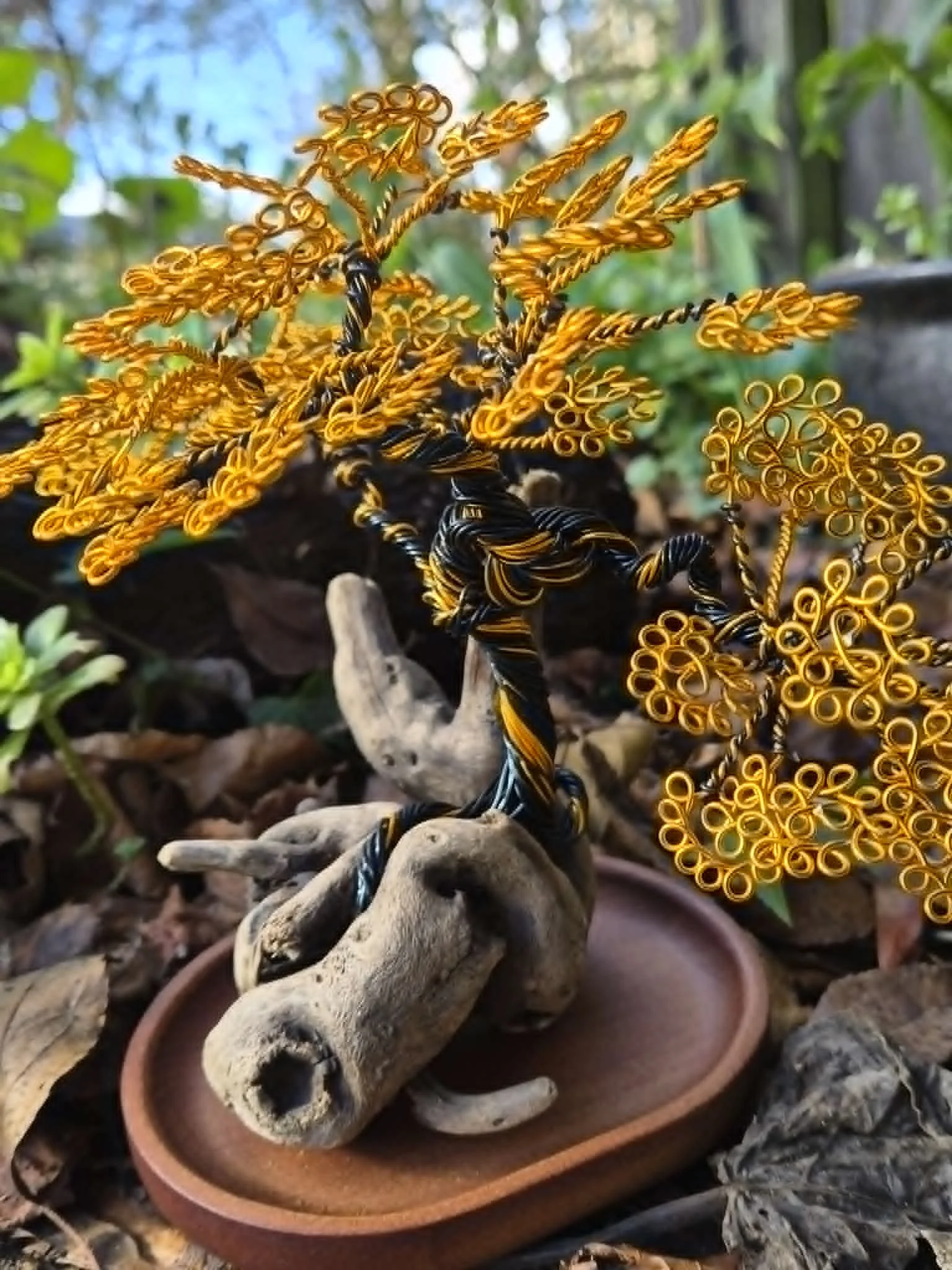 Gilded Bonsai Wire Tree Sculpture – Driftwood Base
