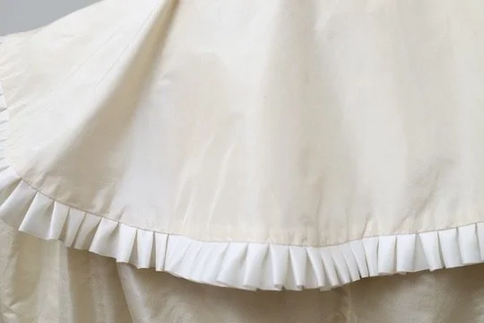 collar detail