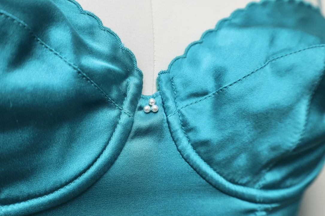 1980s deadstock Italian vintage lustrous turquoise silk bustier pearls