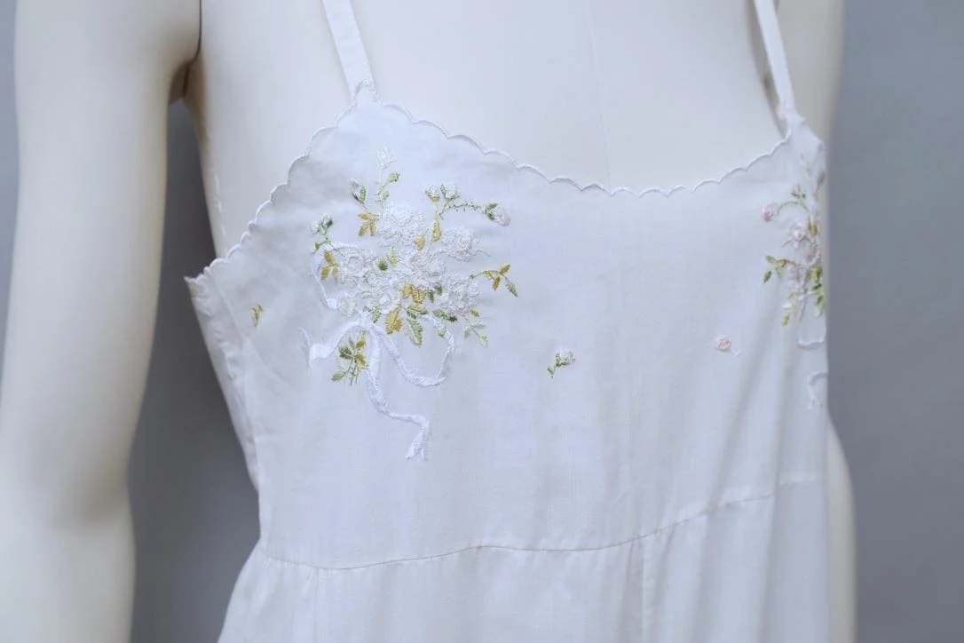 late 1970s / early 1980s Chantal Thomass white cotton salopette floral embroidery