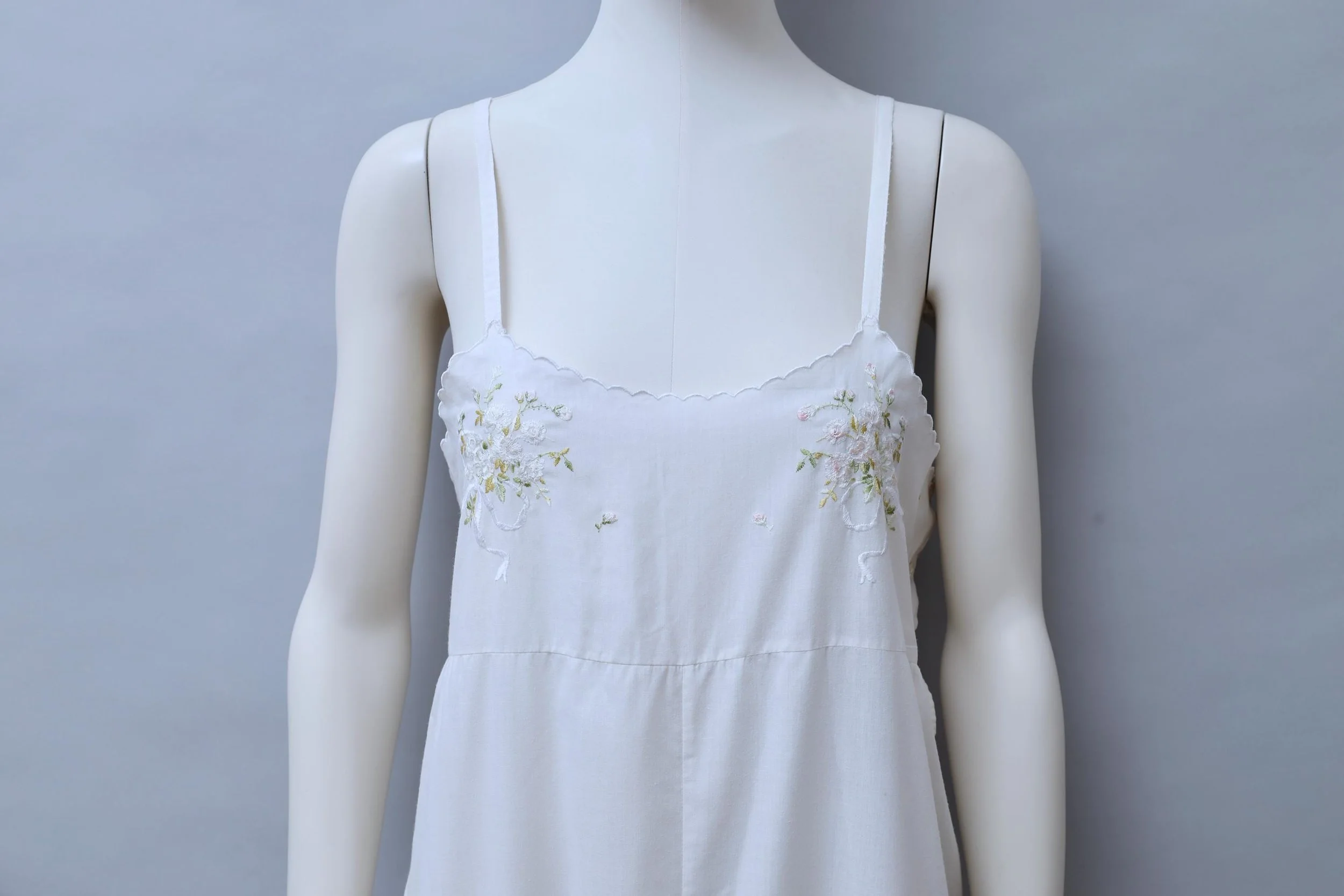 late 1970s / early 1980s Chantal Thomass white cotton salopette floral embroidery