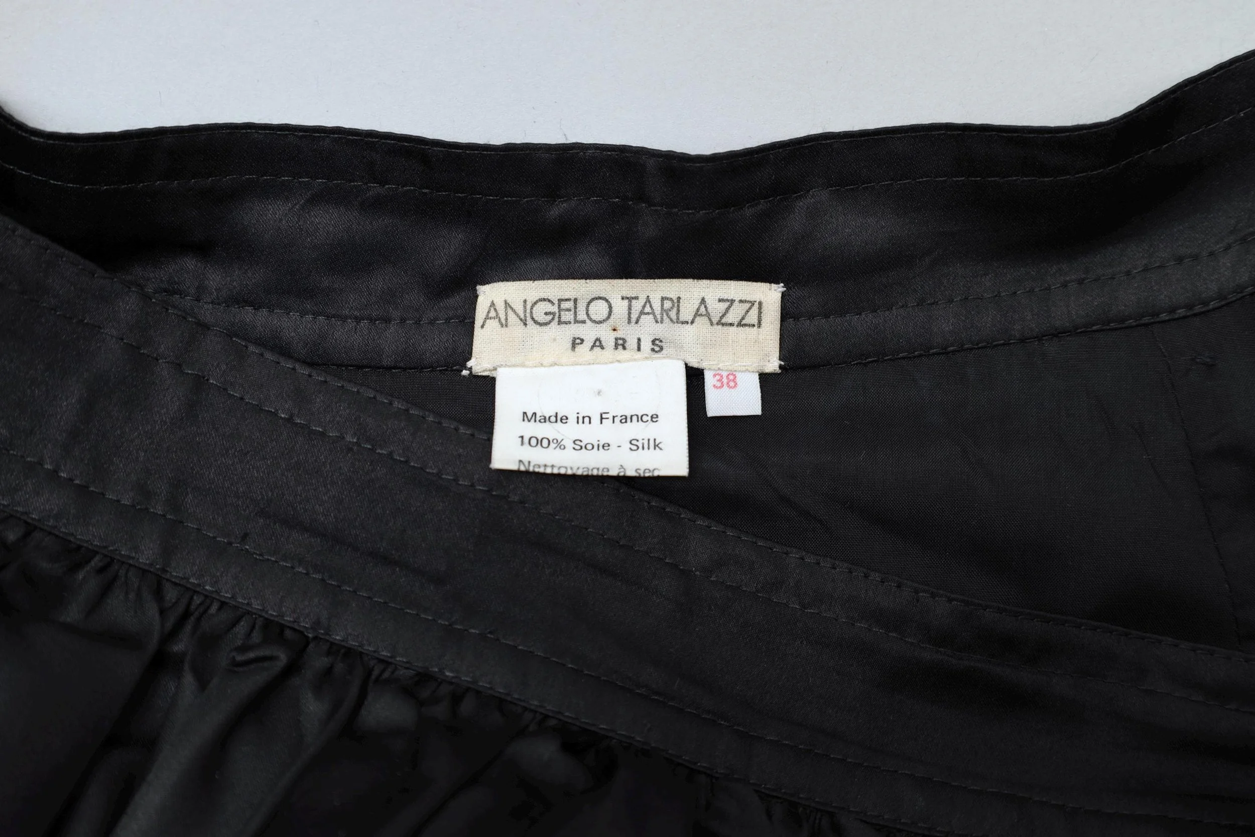 1980s Angelo Tarlazzi label tag