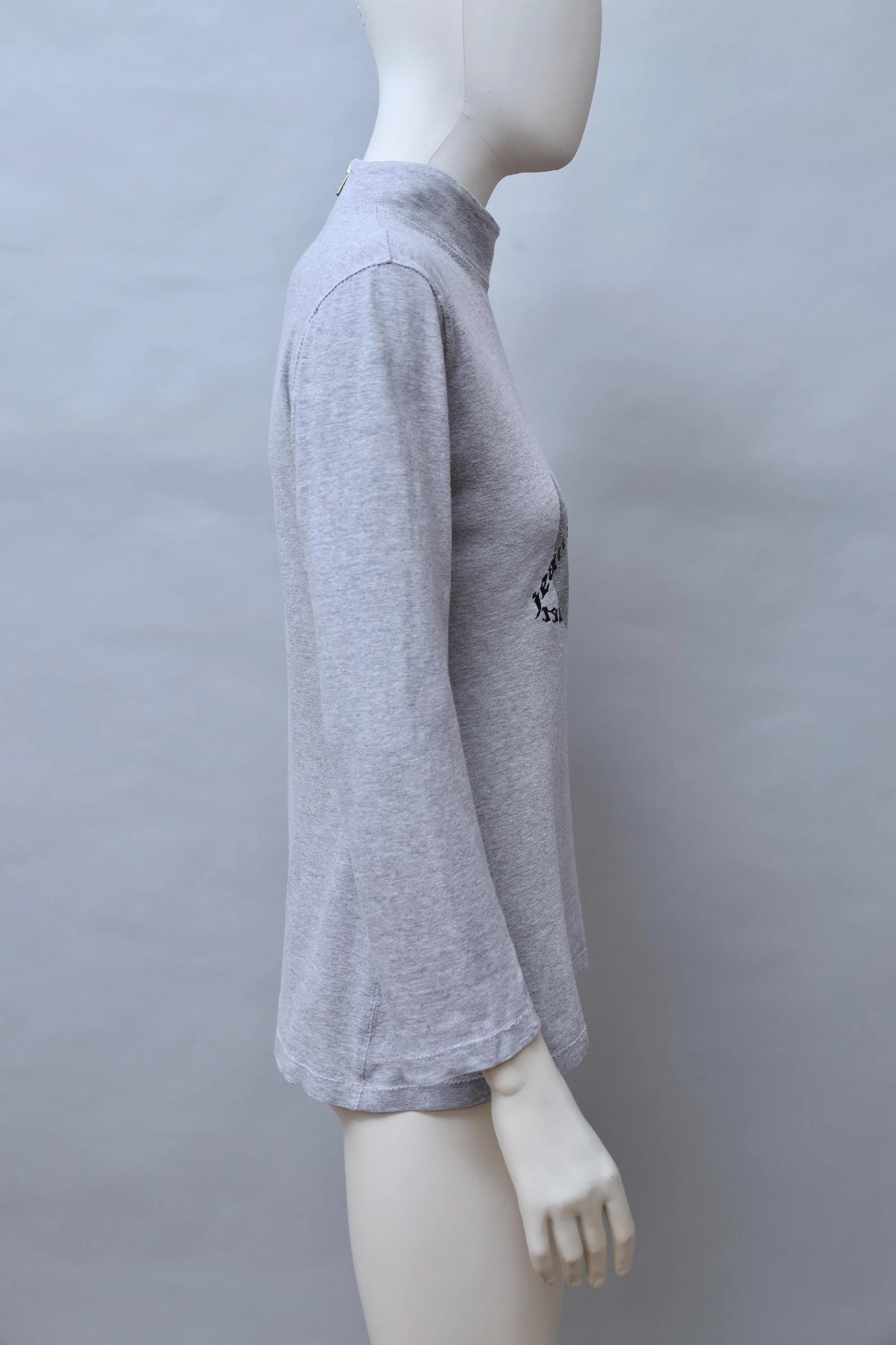 F/W 1987 Jean Paul Gaultier pour Equator gray logo print top