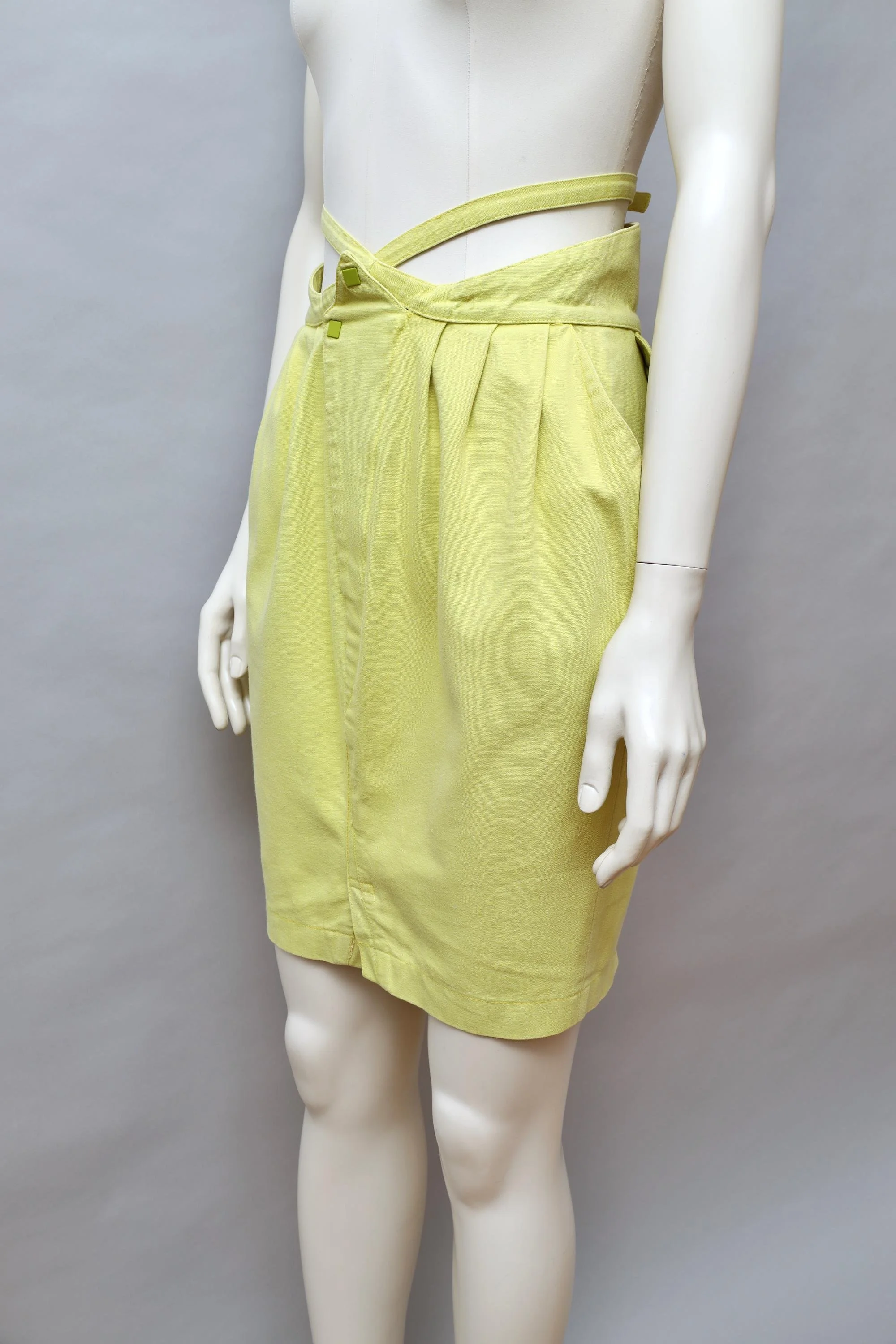 1980s Thierry Mugler tie waist chartreuse green pencil skirt