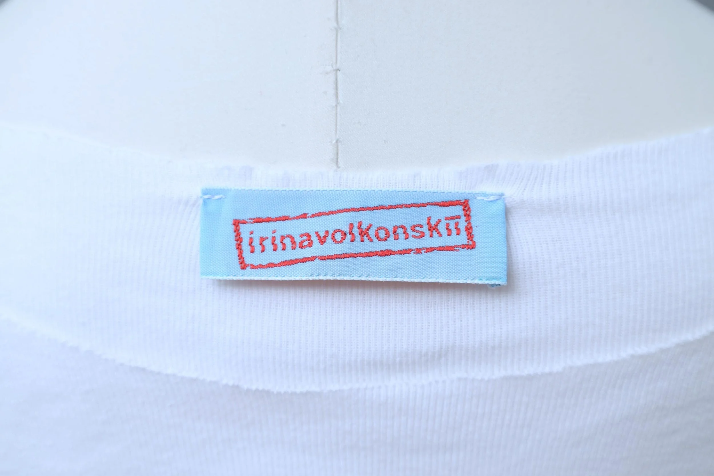 2000s Irina Volkonskii label tag