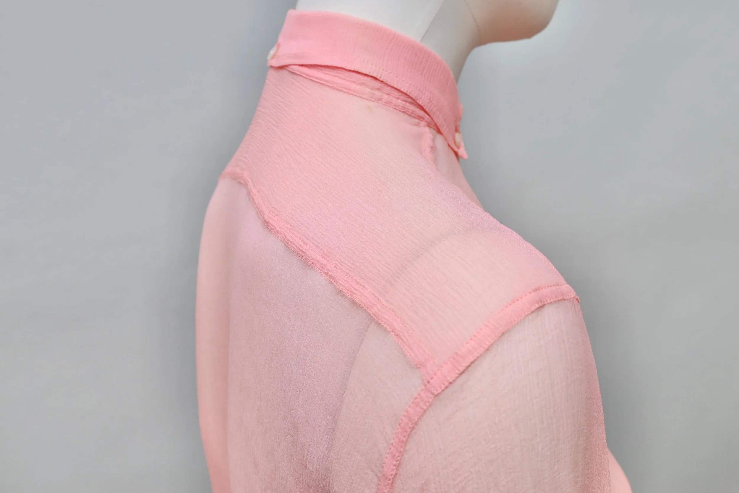 salmon pink mousseline de soie detail