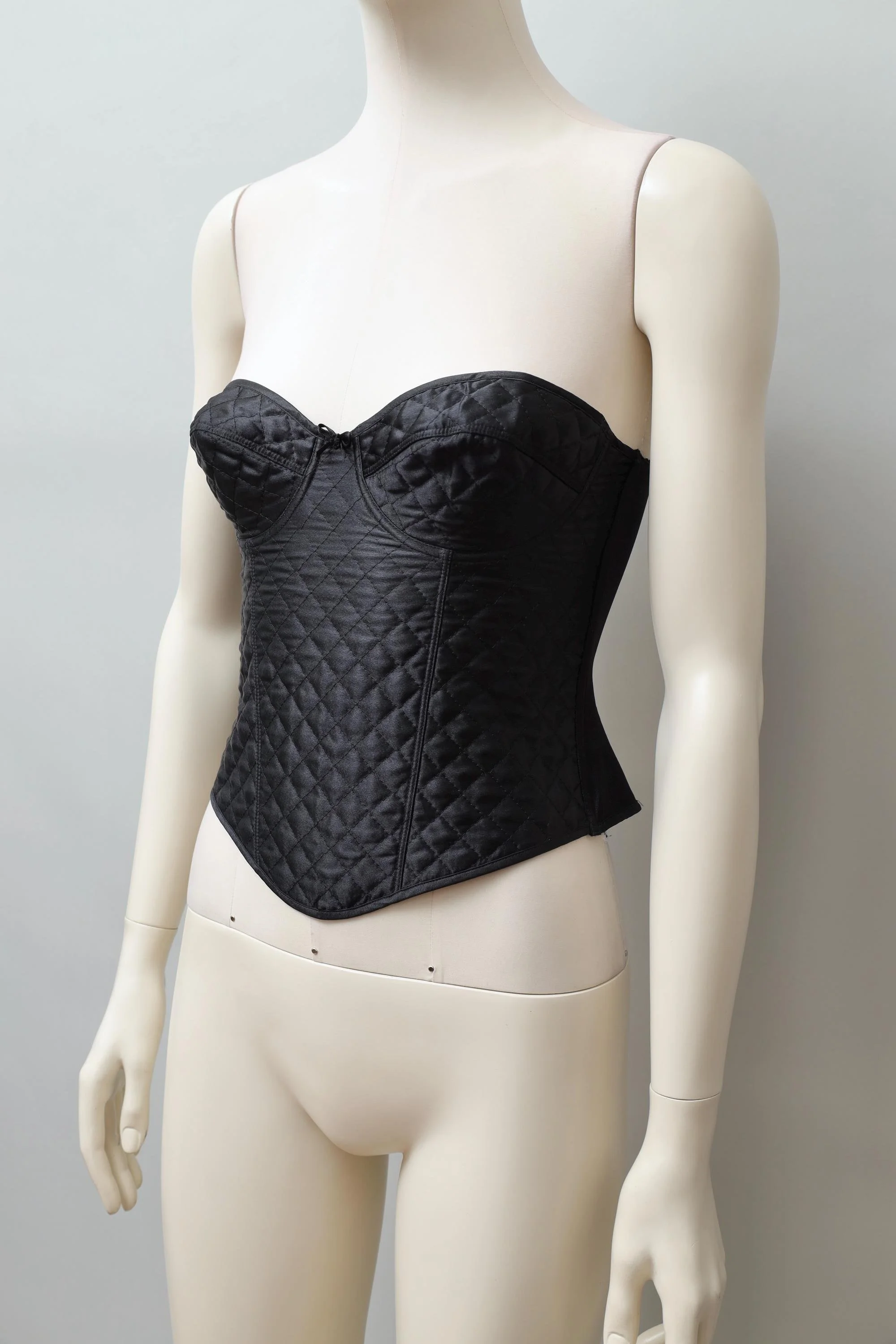 1990s Occhi Verdi quilted black satin bustier top