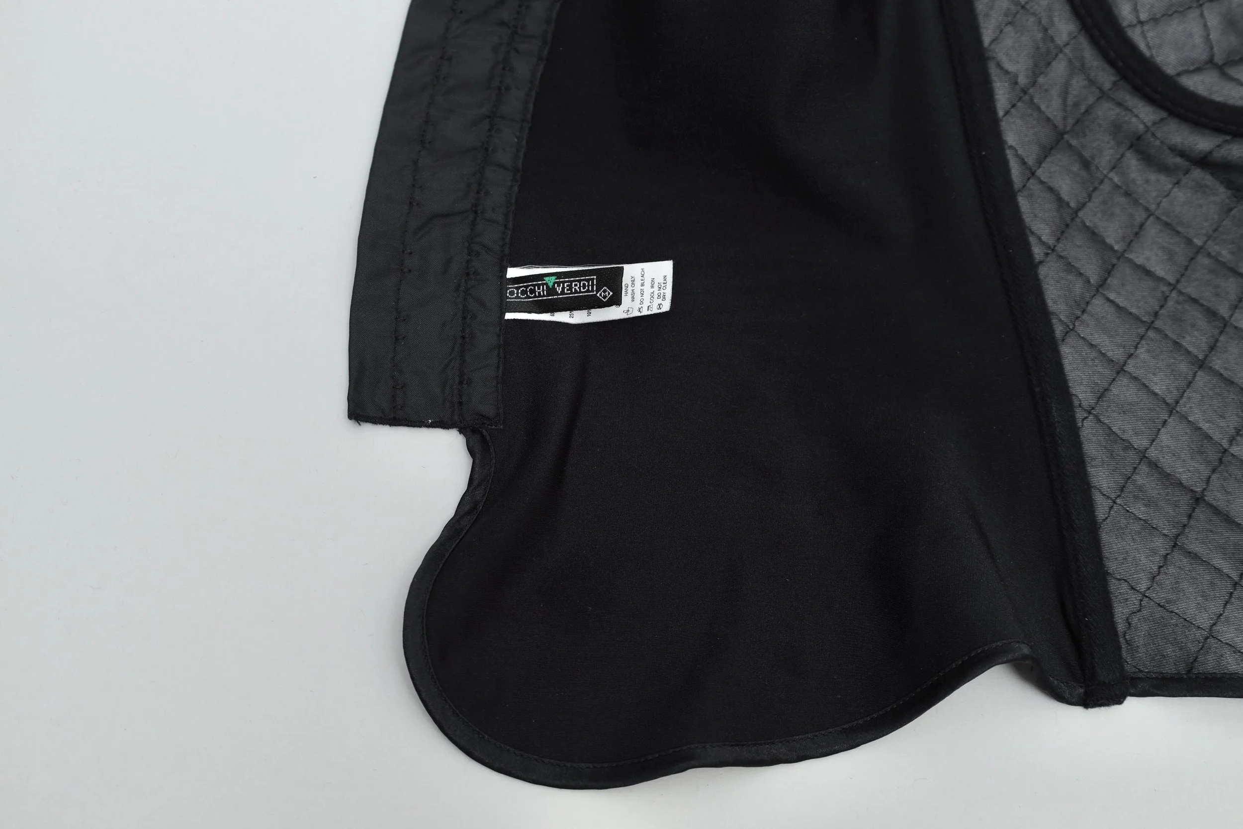 1990s Occhi Verdi La Perla label tag