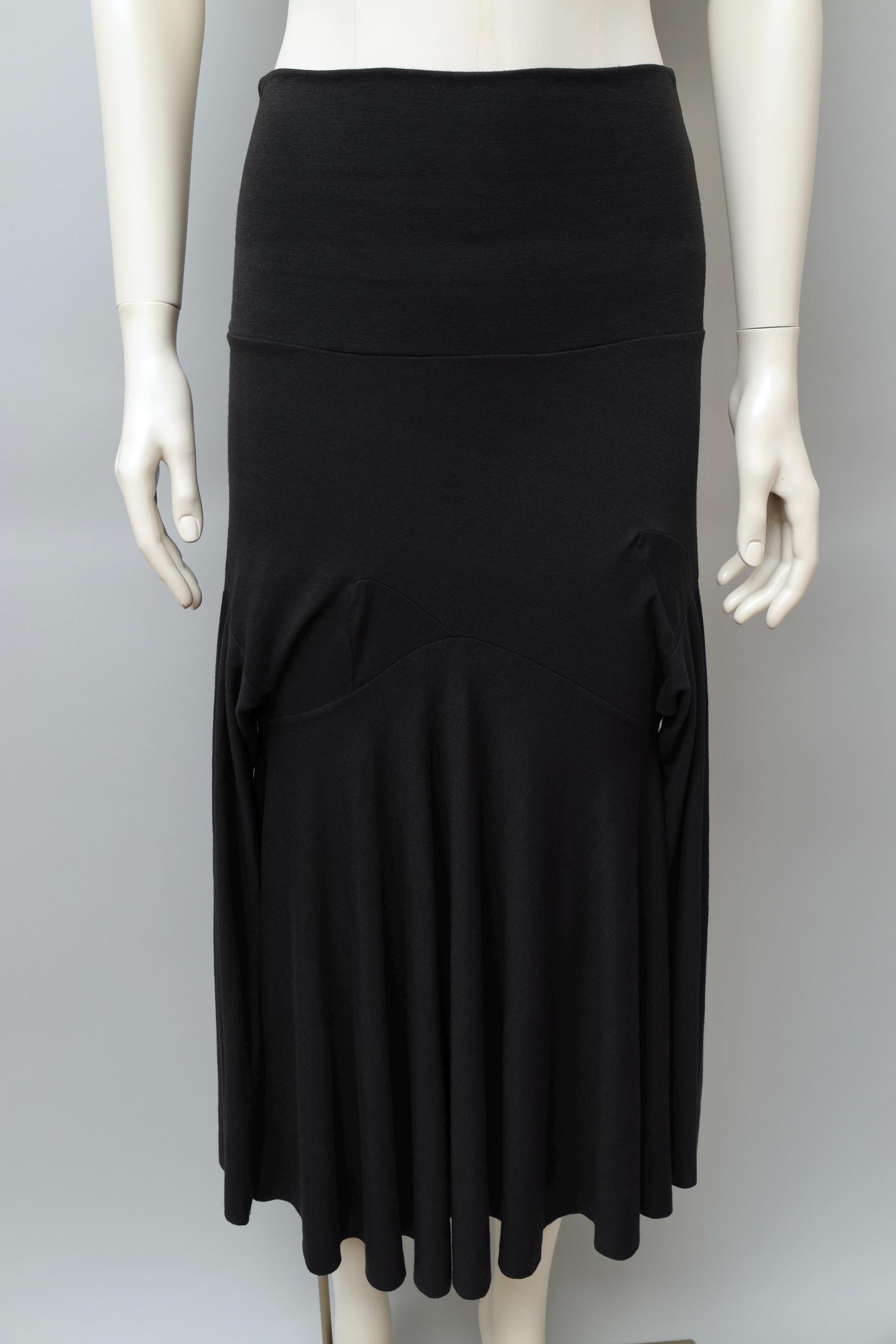 2000s Tadashi black ruched sleeved maxi skirt