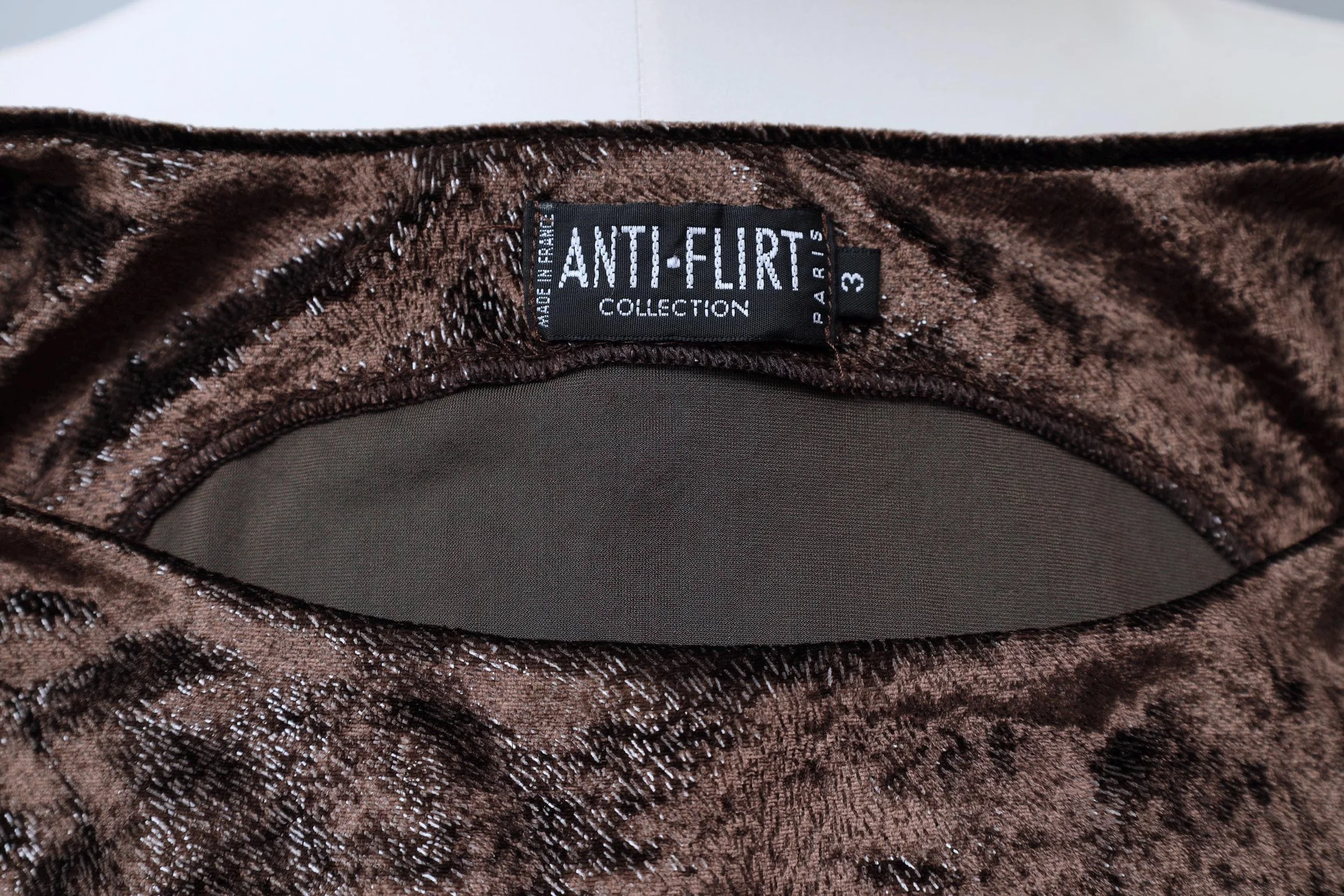 Anti-Flirt Paris label tag