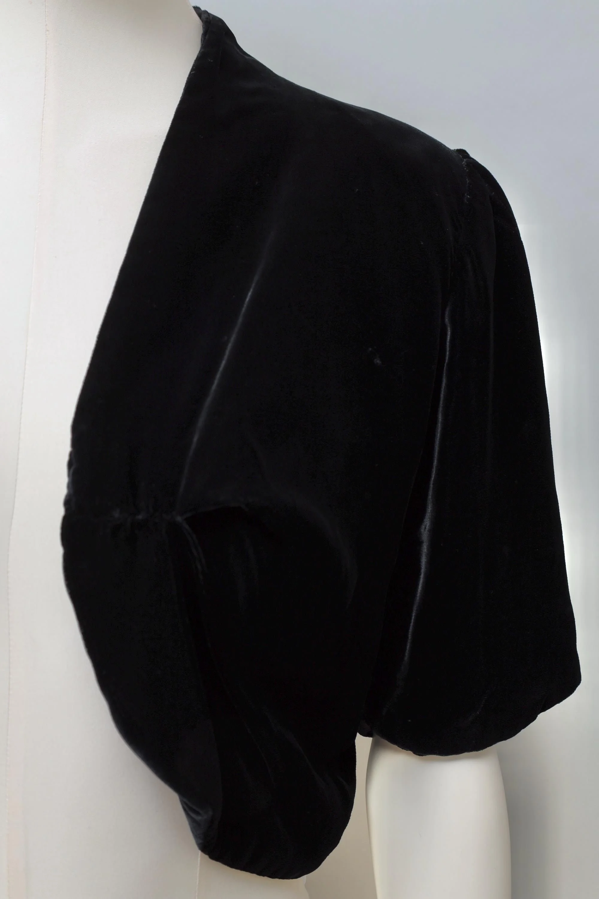 1980s Norma Kamali black rayon velvet detail
